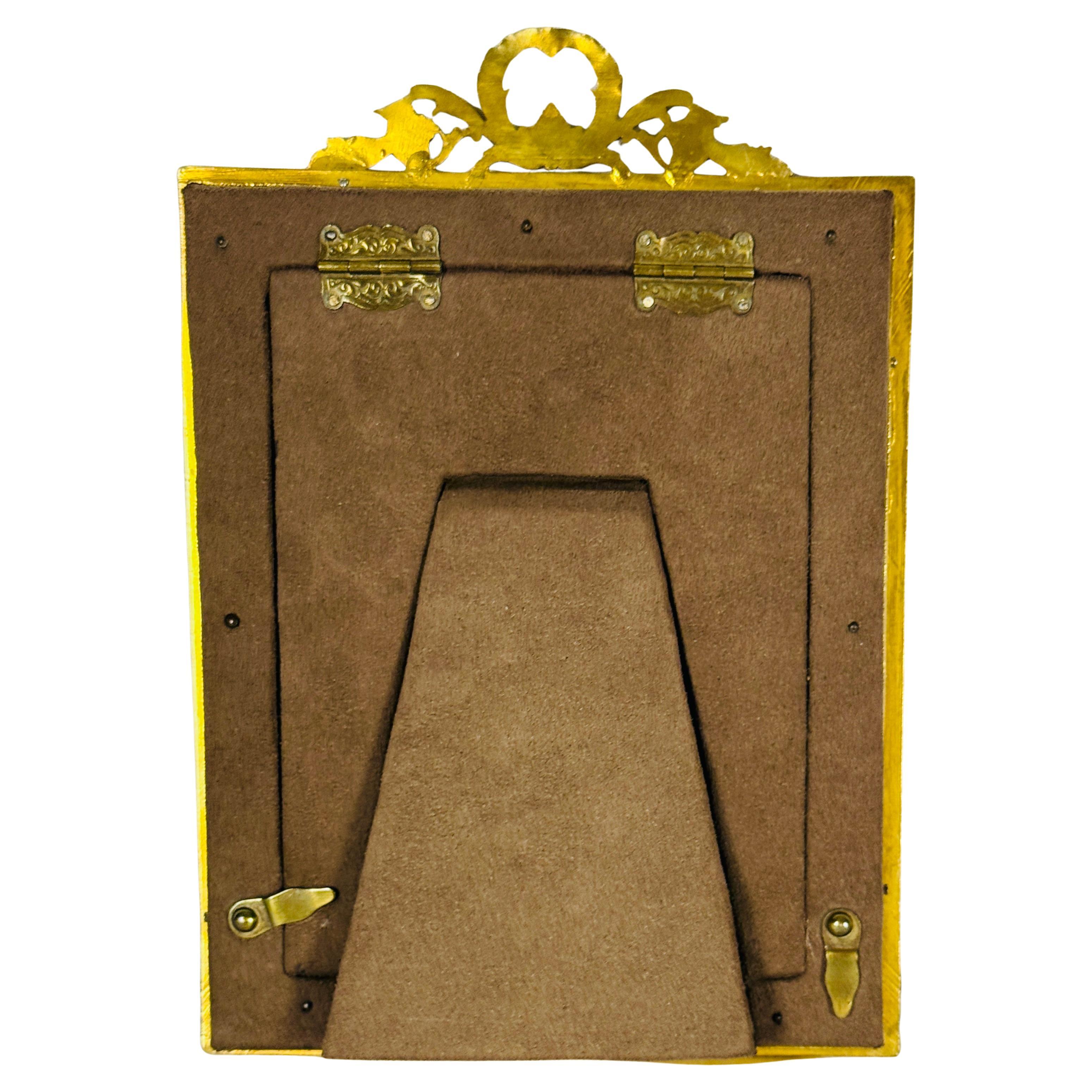 Dorato Cornice francese in bronzo dorato con tessuto in seta Fabrice in vendita