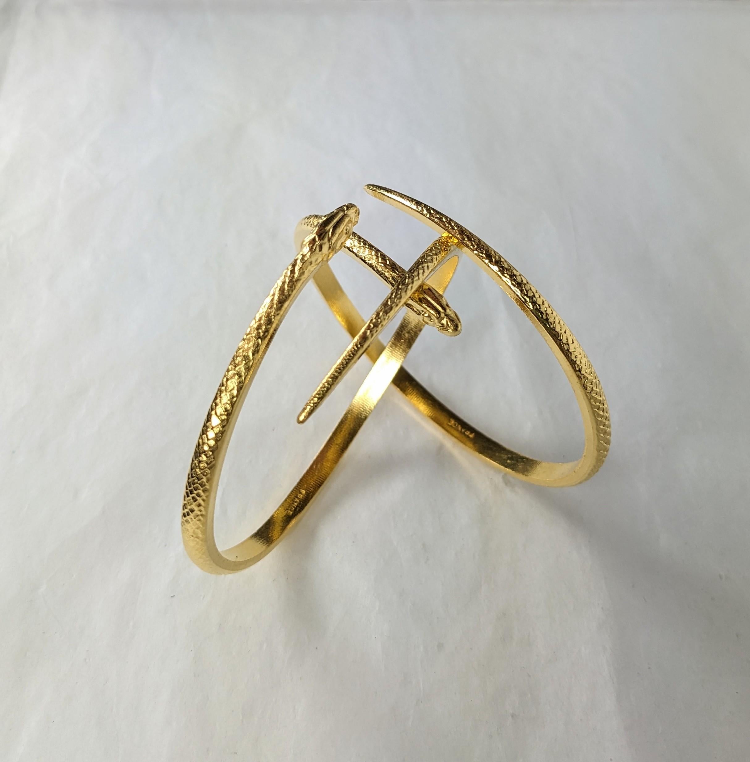 Bracelets serpent en bronze doré français en vente 1