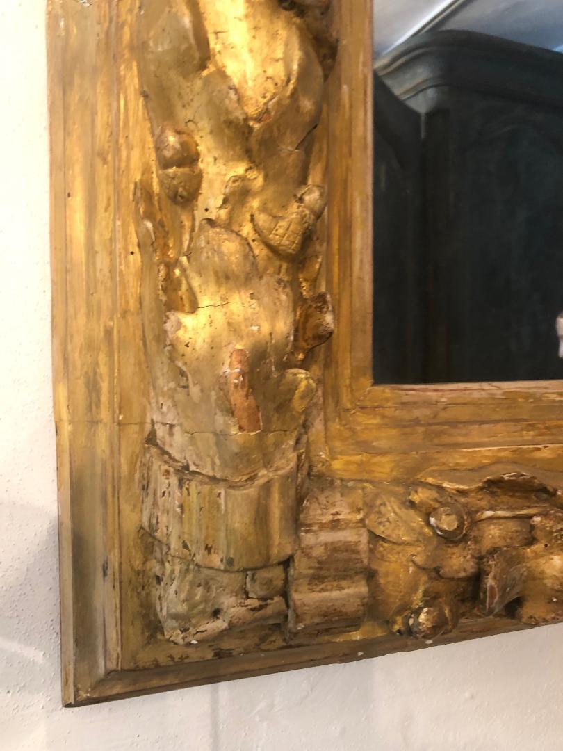 French Provincial French Gilt Carved Wood Oak Leaf and Acorn Framed Mirror