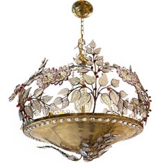 Lustre français en vermeil avec fleurs en améthyste et feuilles en verre moulé