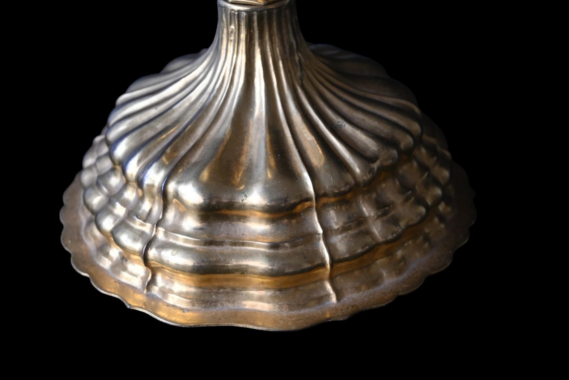 Doré Ciboire français en vermeil - Coupe en argent, période Louis XV (vers 1740-1760) en vente