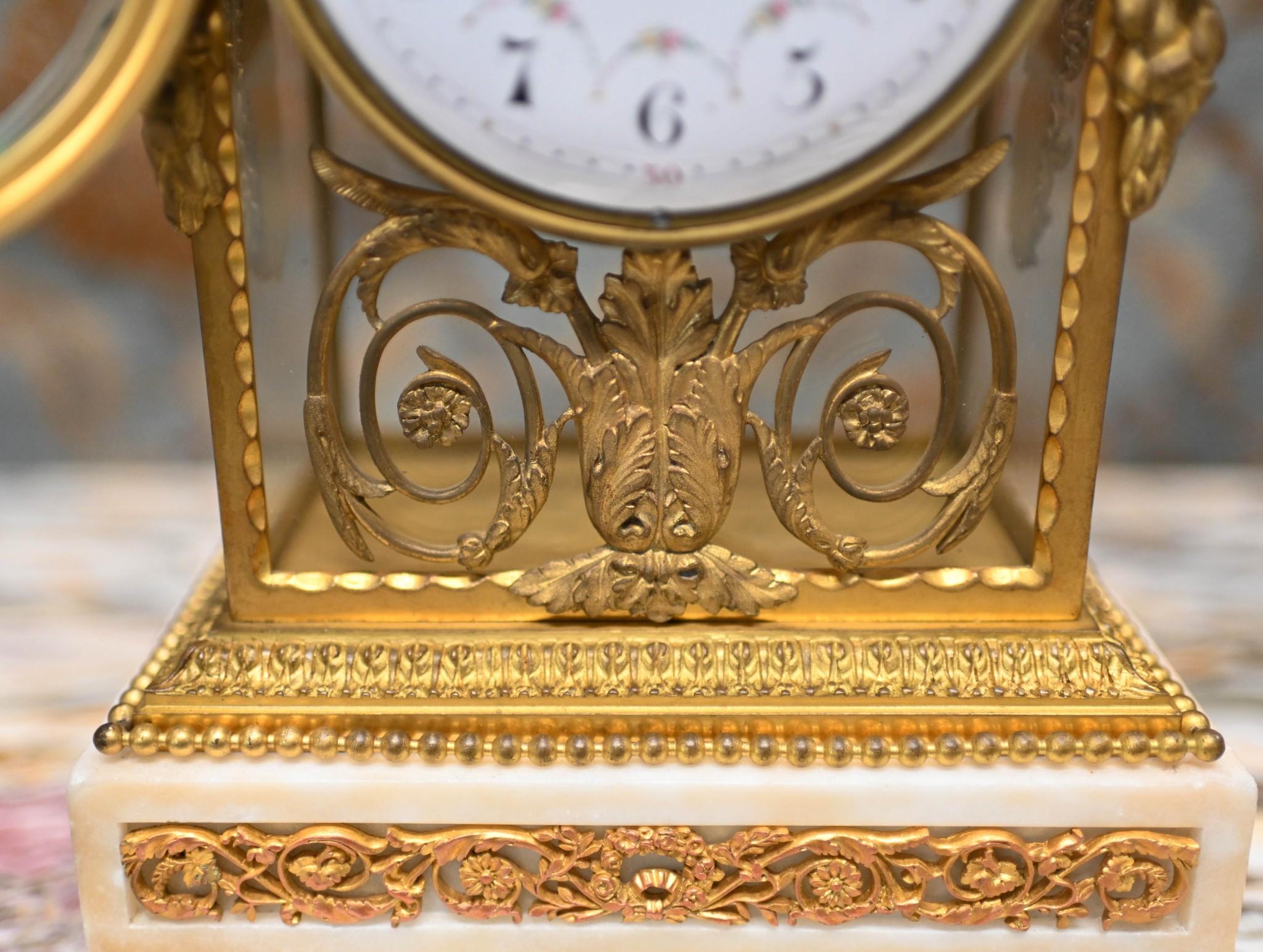 French Gilt Clock Set Garniture Marble Gilt In Good Condition In Potters Bar, GB