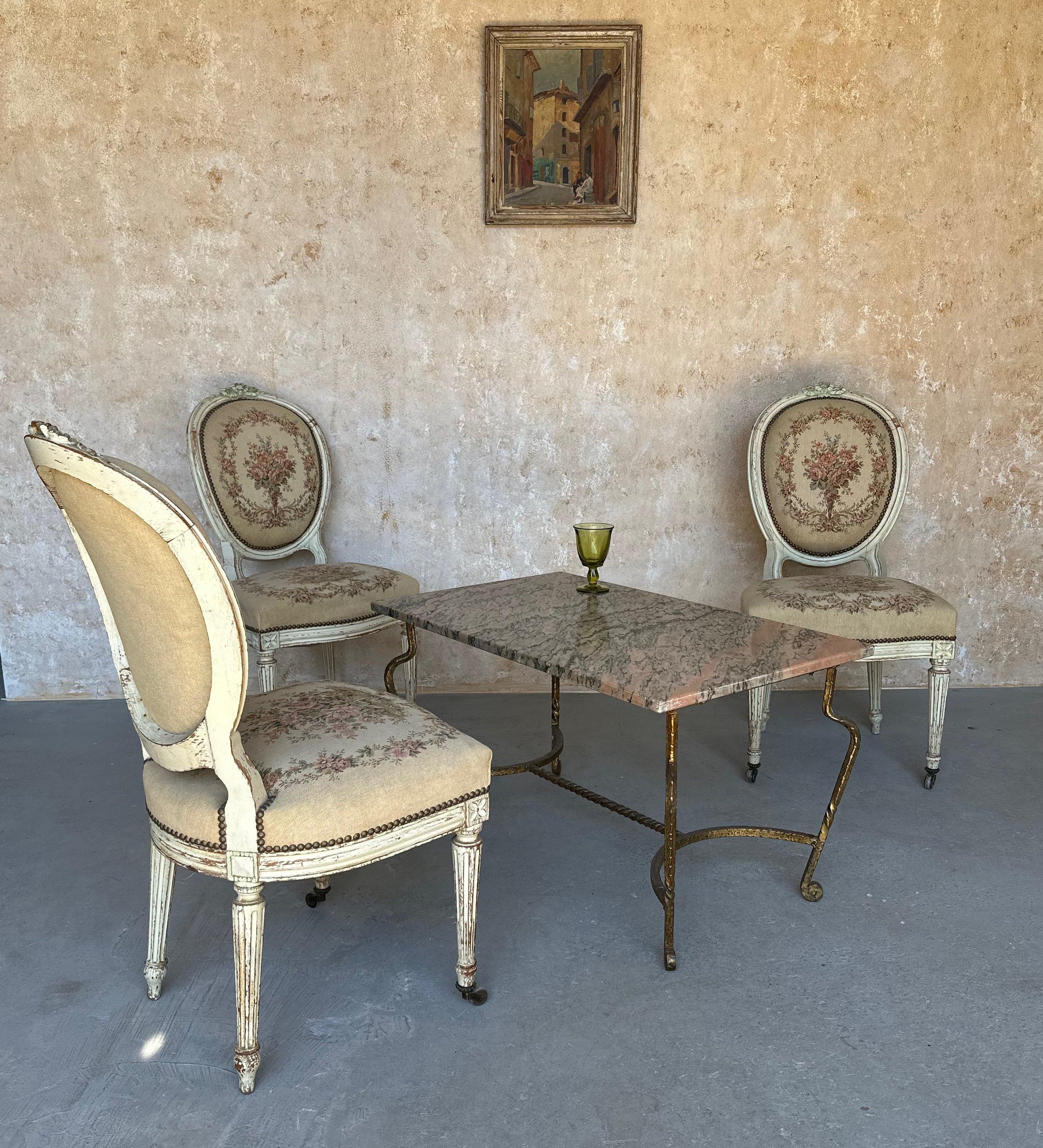 Mid-Century Modern French Gilt Iron Coffee Table With Pink & Black Marble Top For Sale