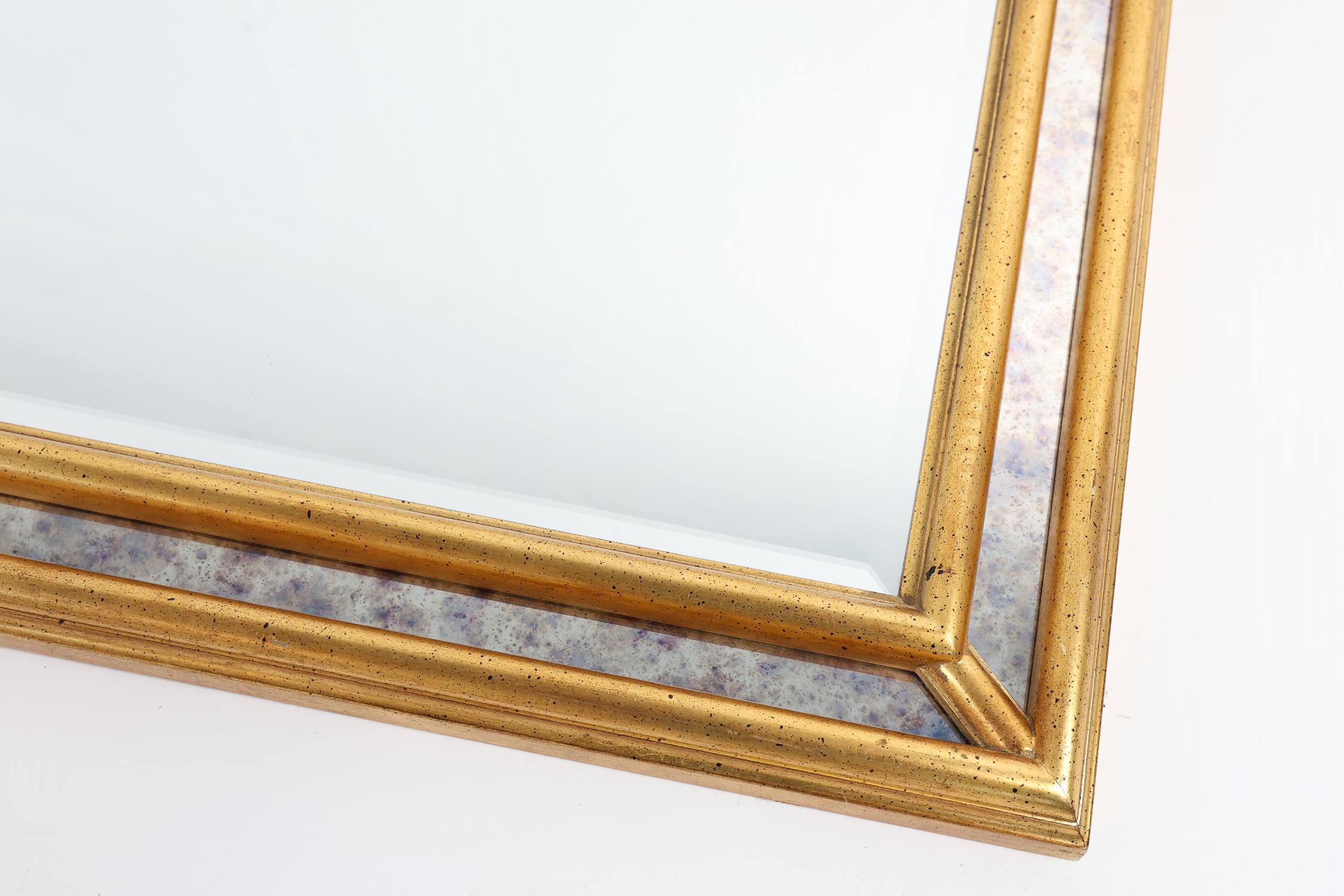 Miroir français de style Louis Philip décoré de verre miroir fumé en vente 1