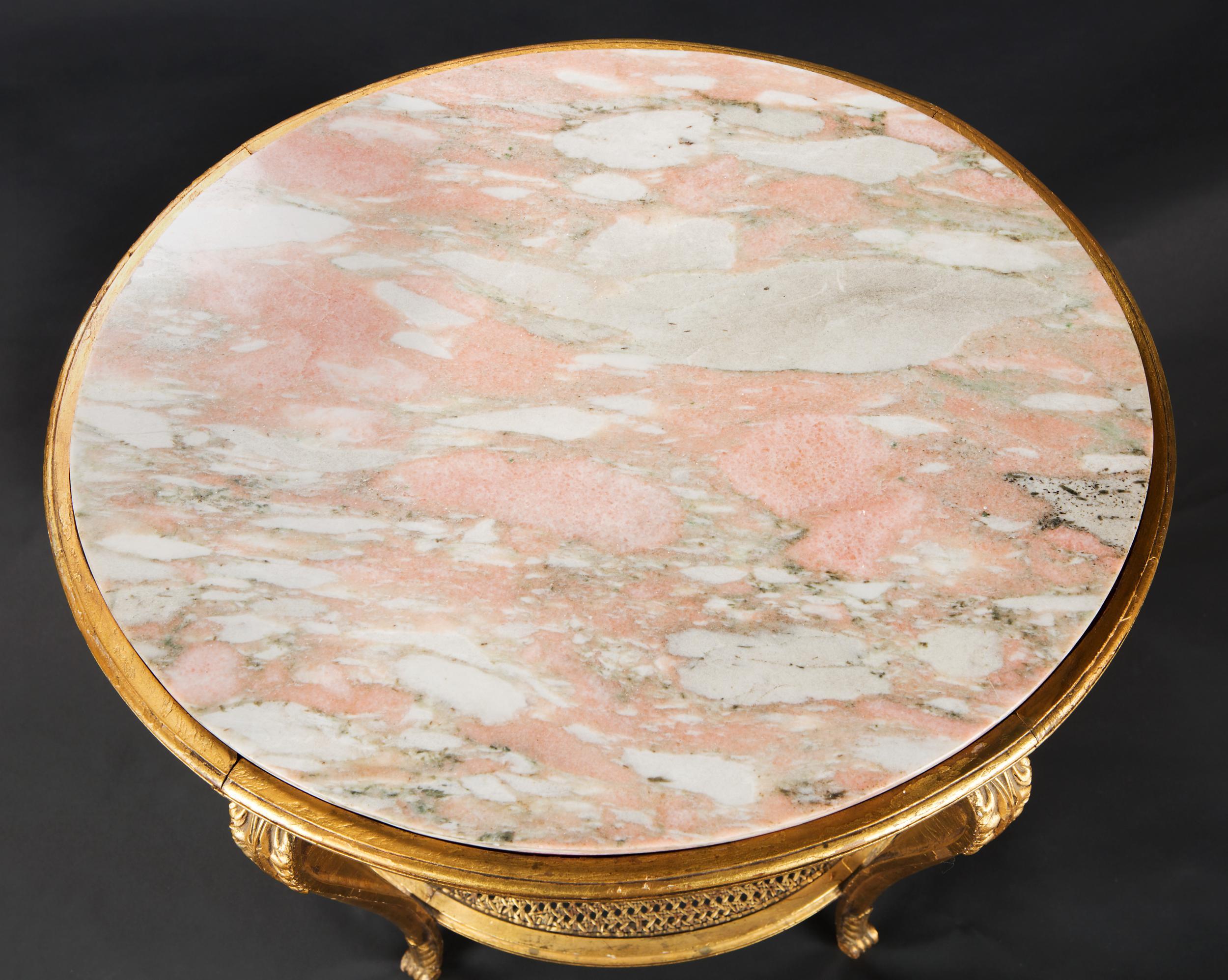 Victorien Table d'appoint en marbre doré français en vente