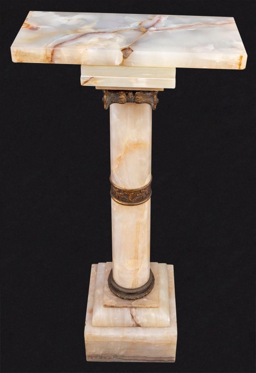 French Gilt Metal and Alabaster Pedestal In Good Condition For Sale In Astoria, NY
