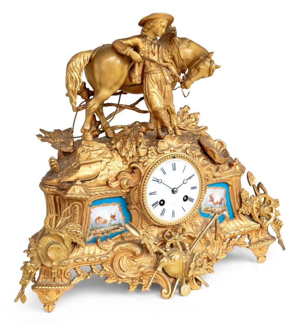 French Gilt Metal and Porcelain Figural Clock In Good Condition For Sale In Astoria, NY