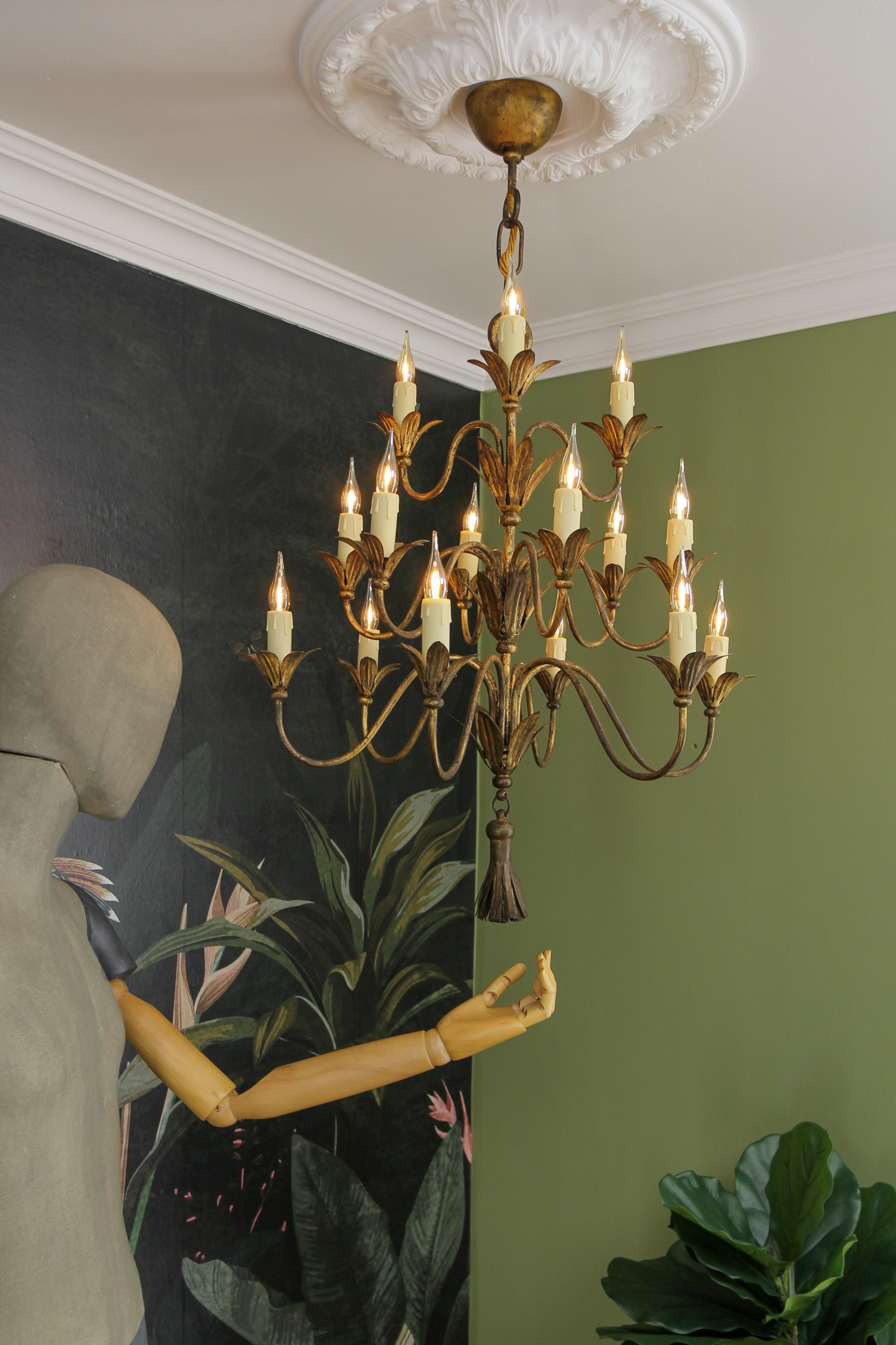 Mid-20th Century French Gilt Metal Fifteen-Light Chandelier, ca. 1950s For Sale