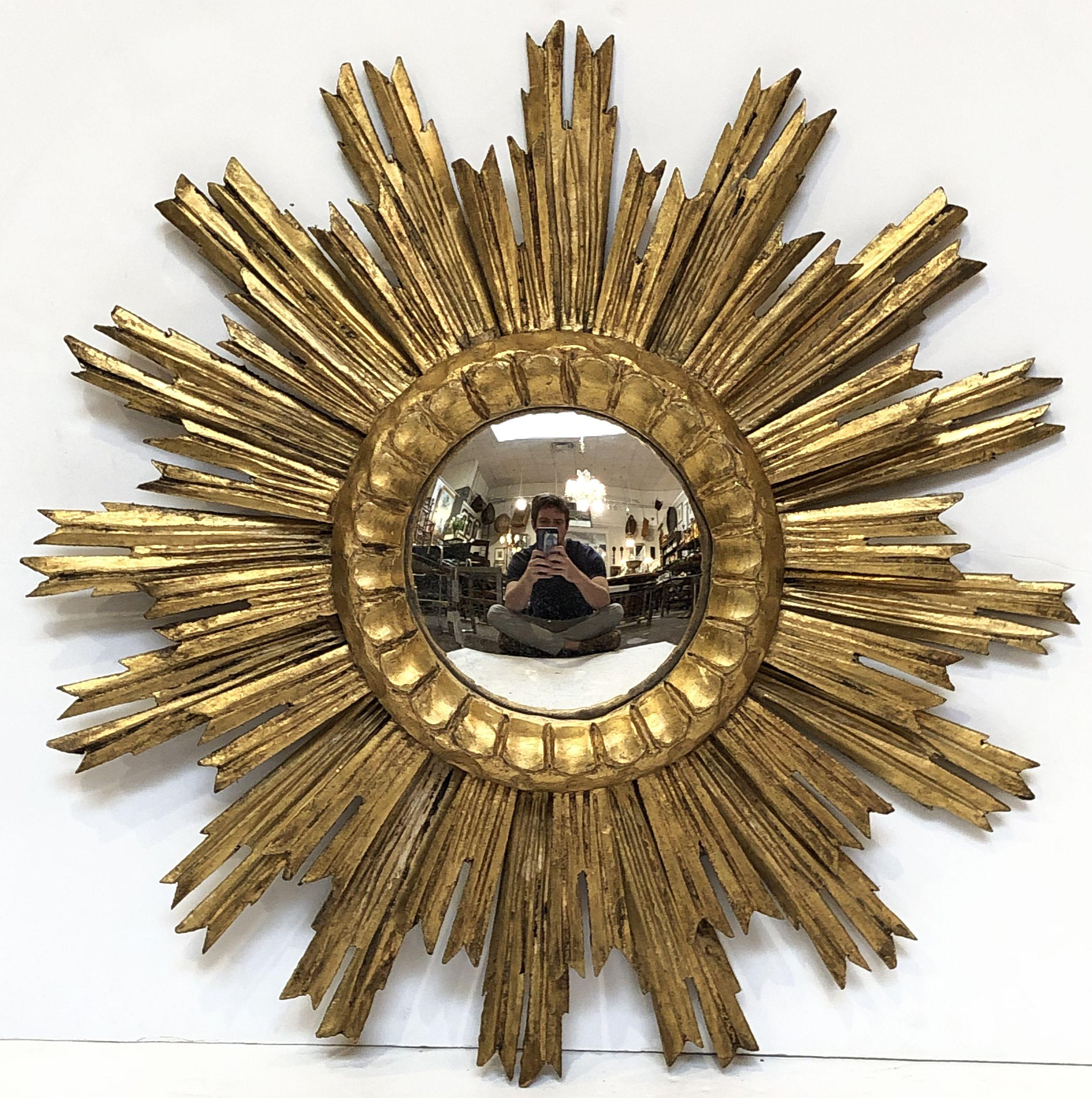 French Gilt Starburst or Sunburst Mirror (Diameter 21) 10