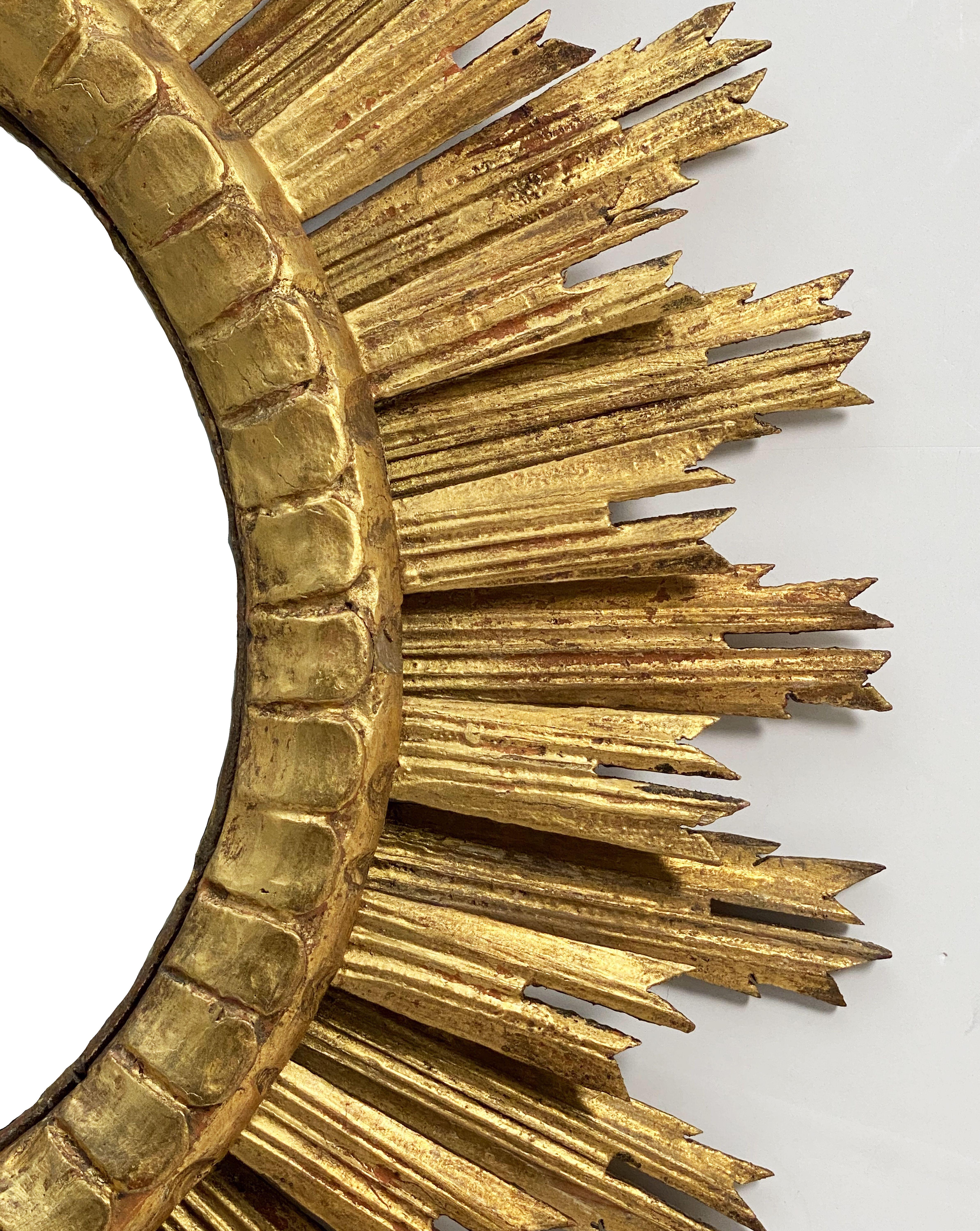 French Gilt Starburst or Sunburst Mirror (Diameter 30) 6