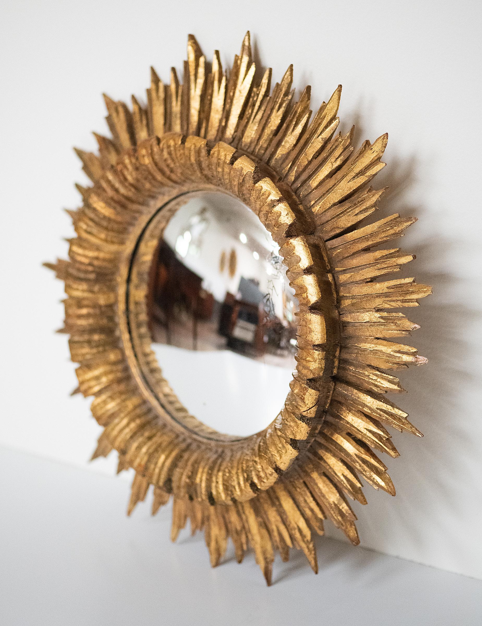 20th Century French Gilt Sunburst or Starburst Convex Mirror (Diameter 16 1/2) For Sale