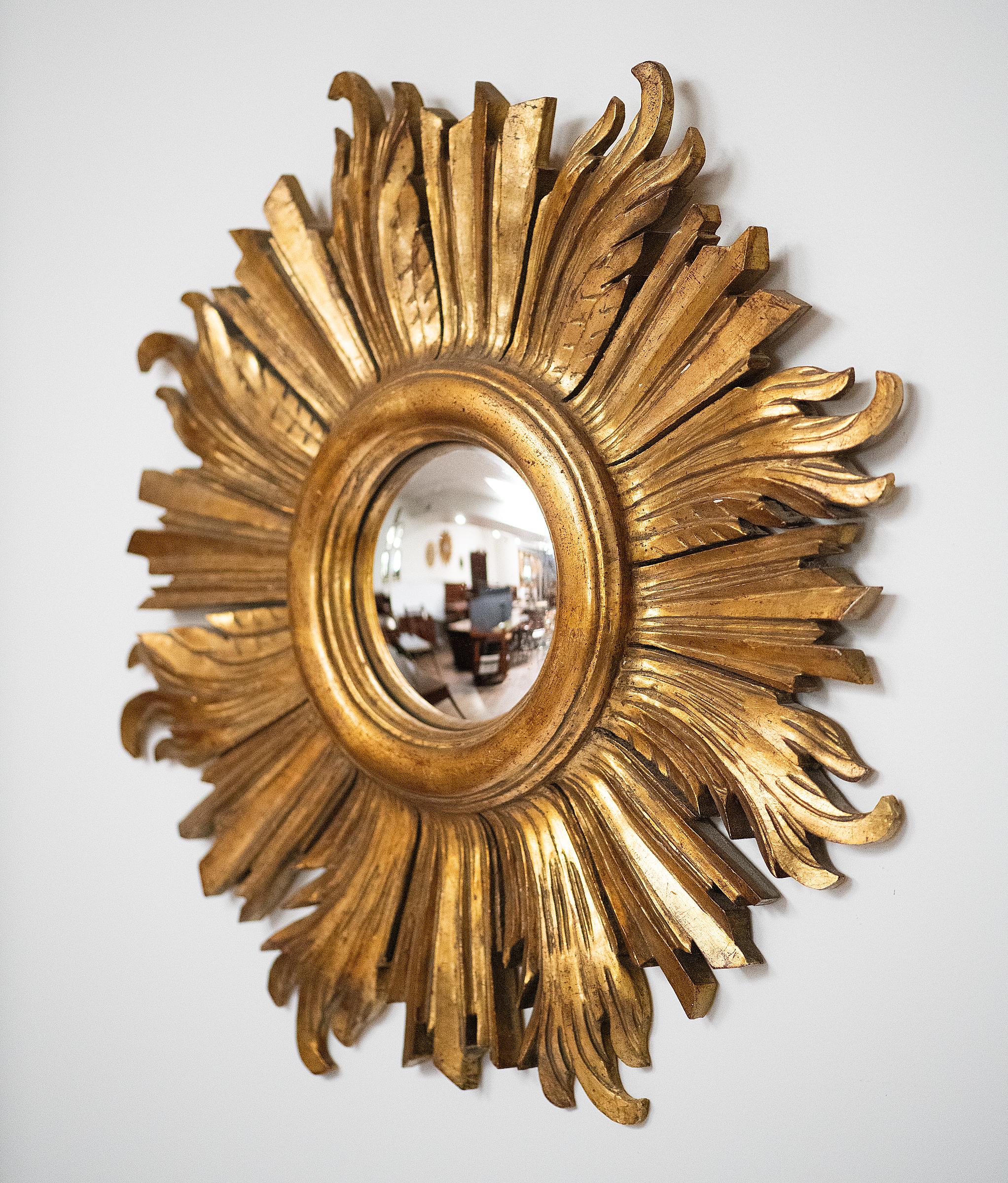 20th Century French Gilt Sunburst or Starburst Convex Mirror (Diameter 22 3/4) For Sale