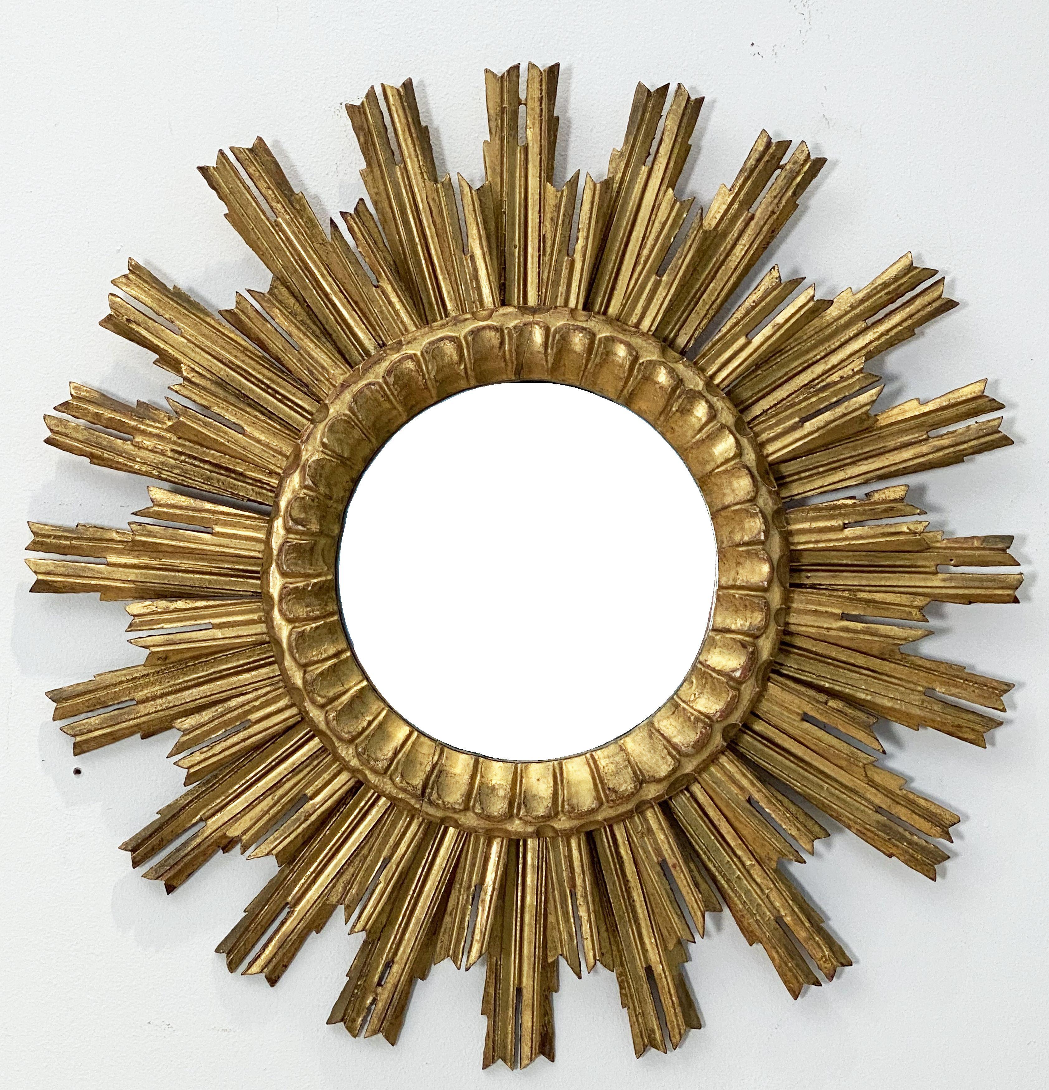 French Gilt Sunburst or Starburst Mirror (Diameter 24 1/2) 9