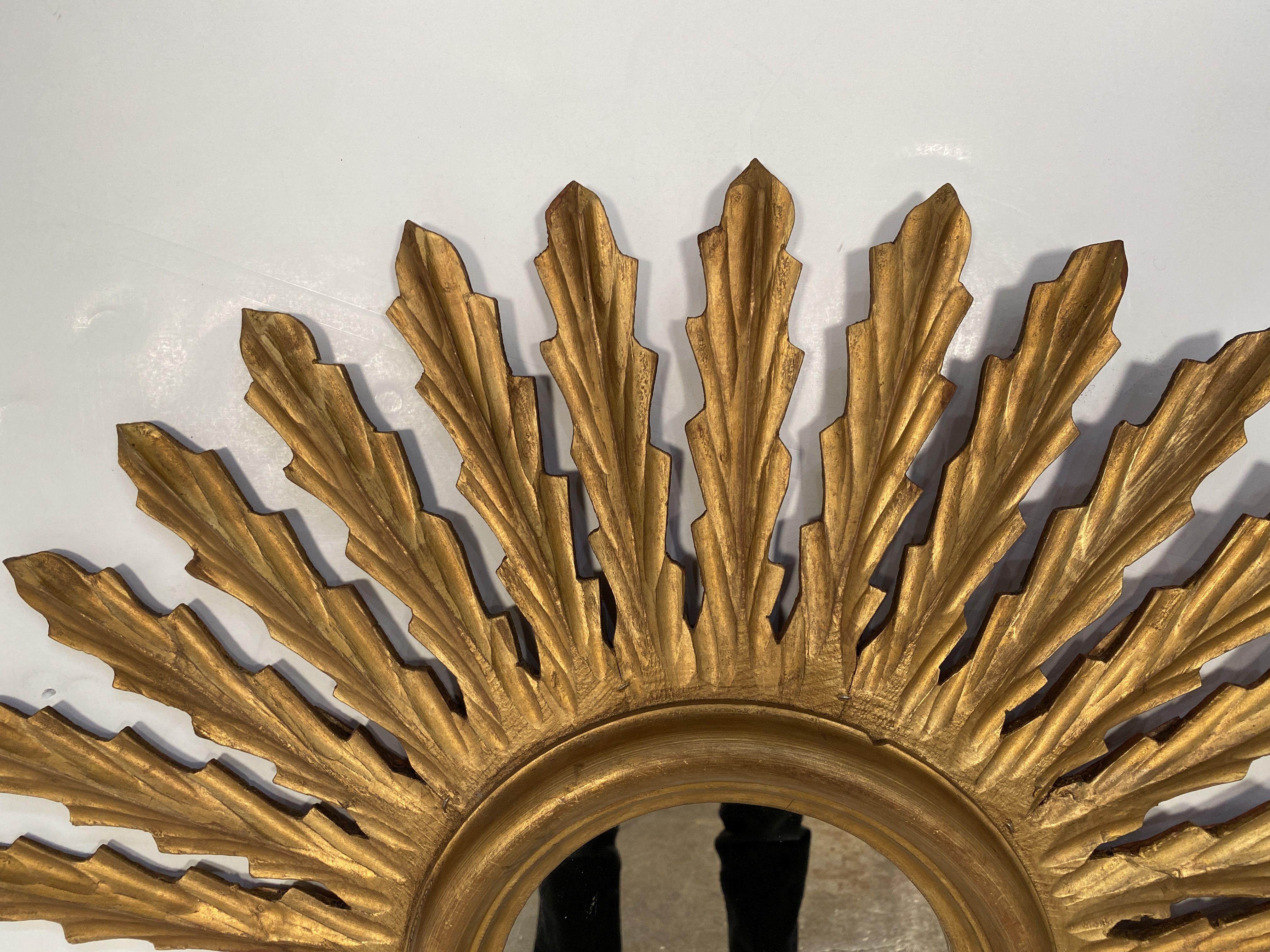 Französisch vergoldet Sunburst oder Starburst Spiegel (Durchmesser 26 3/4) (Geschnitzt) im Angebot