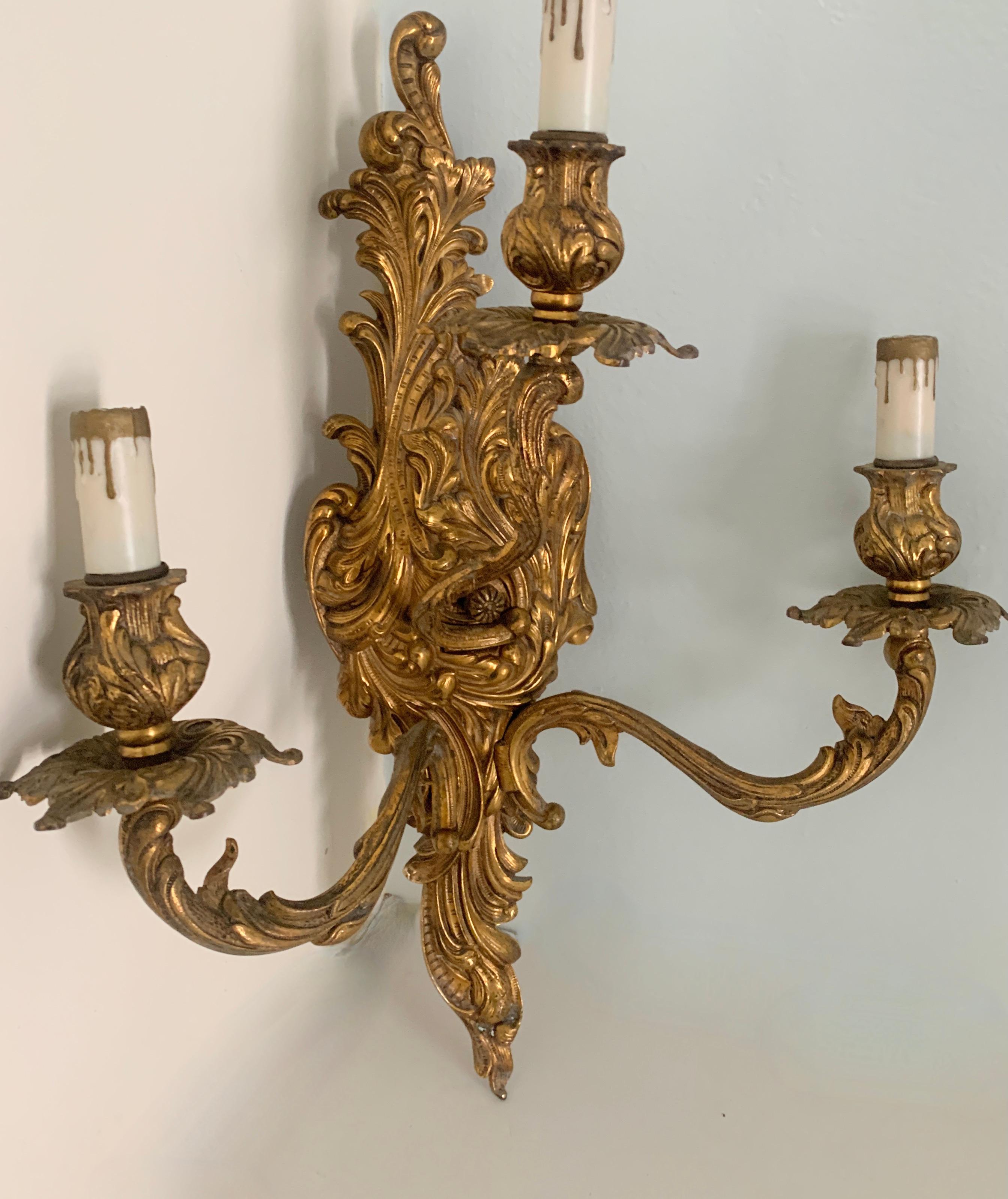 20th Century French Gilt Wall Sconce For Sale