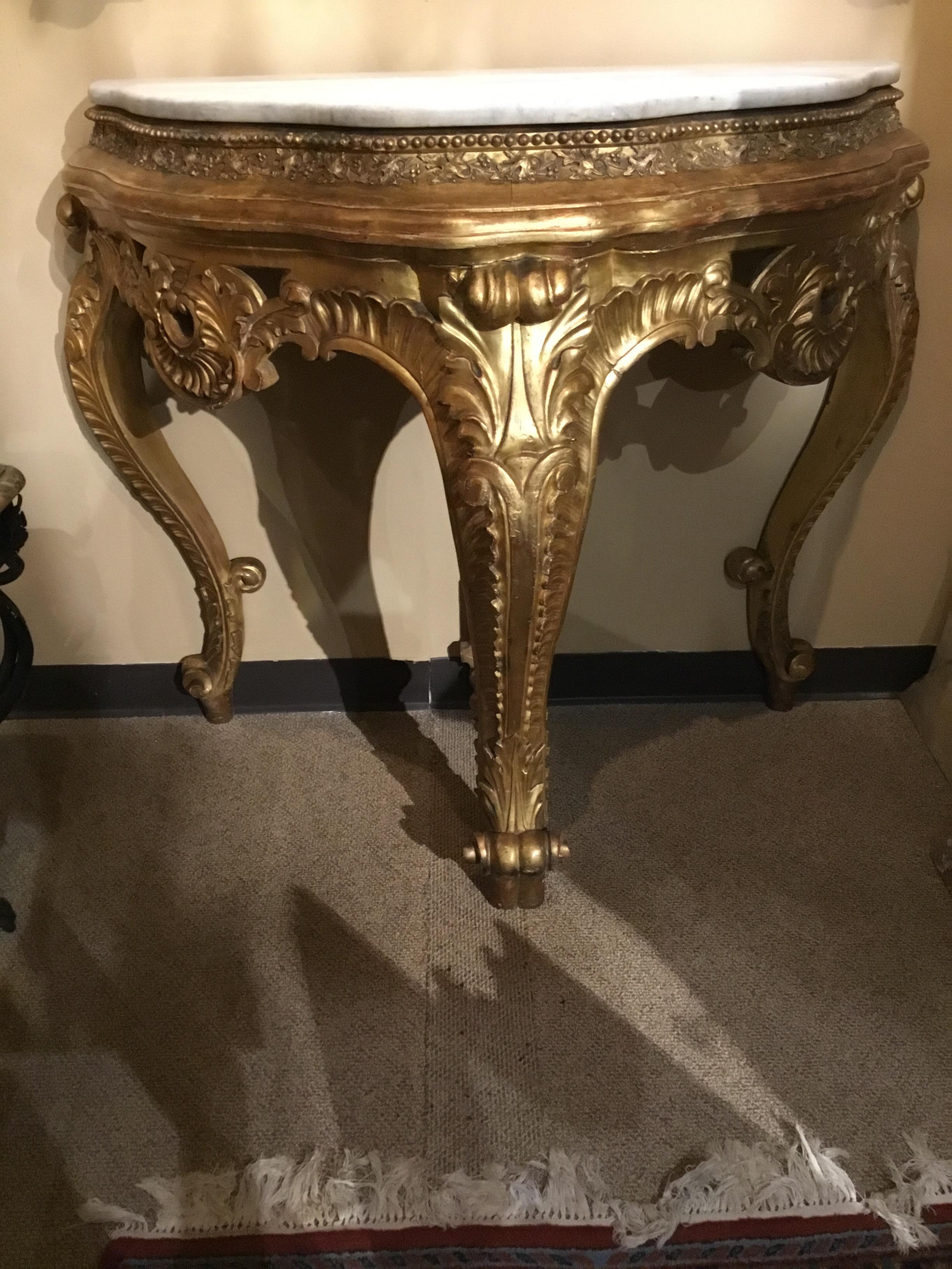 French Giltwood Console in Demilune Form 19th Century White Marble Top For Sale 3