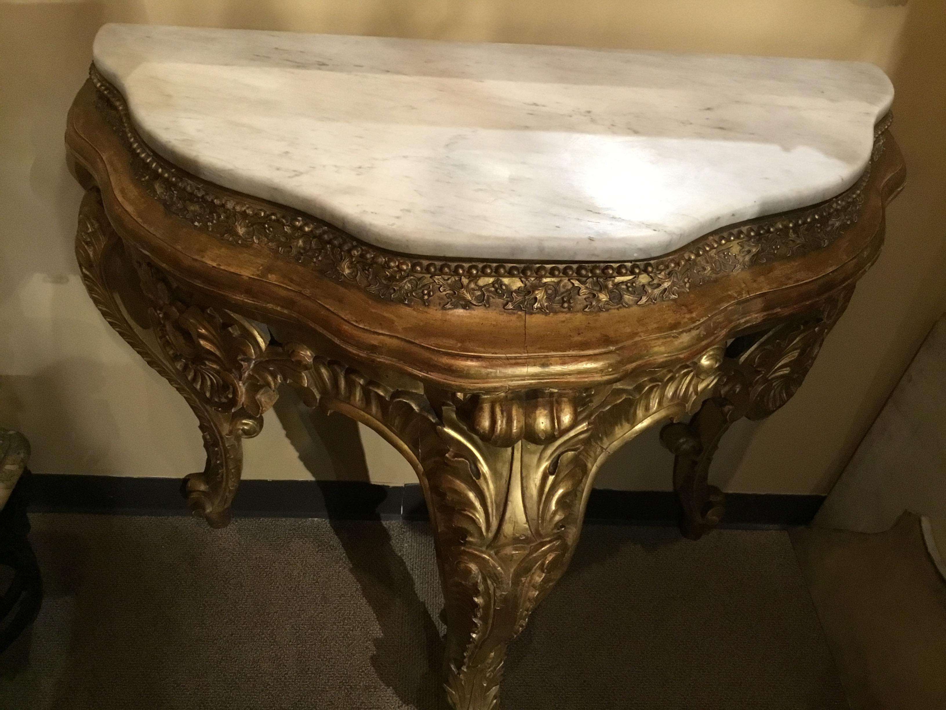 French Giltwood Console in Demilune Form 19th Century White Marble Top For Sale 4
