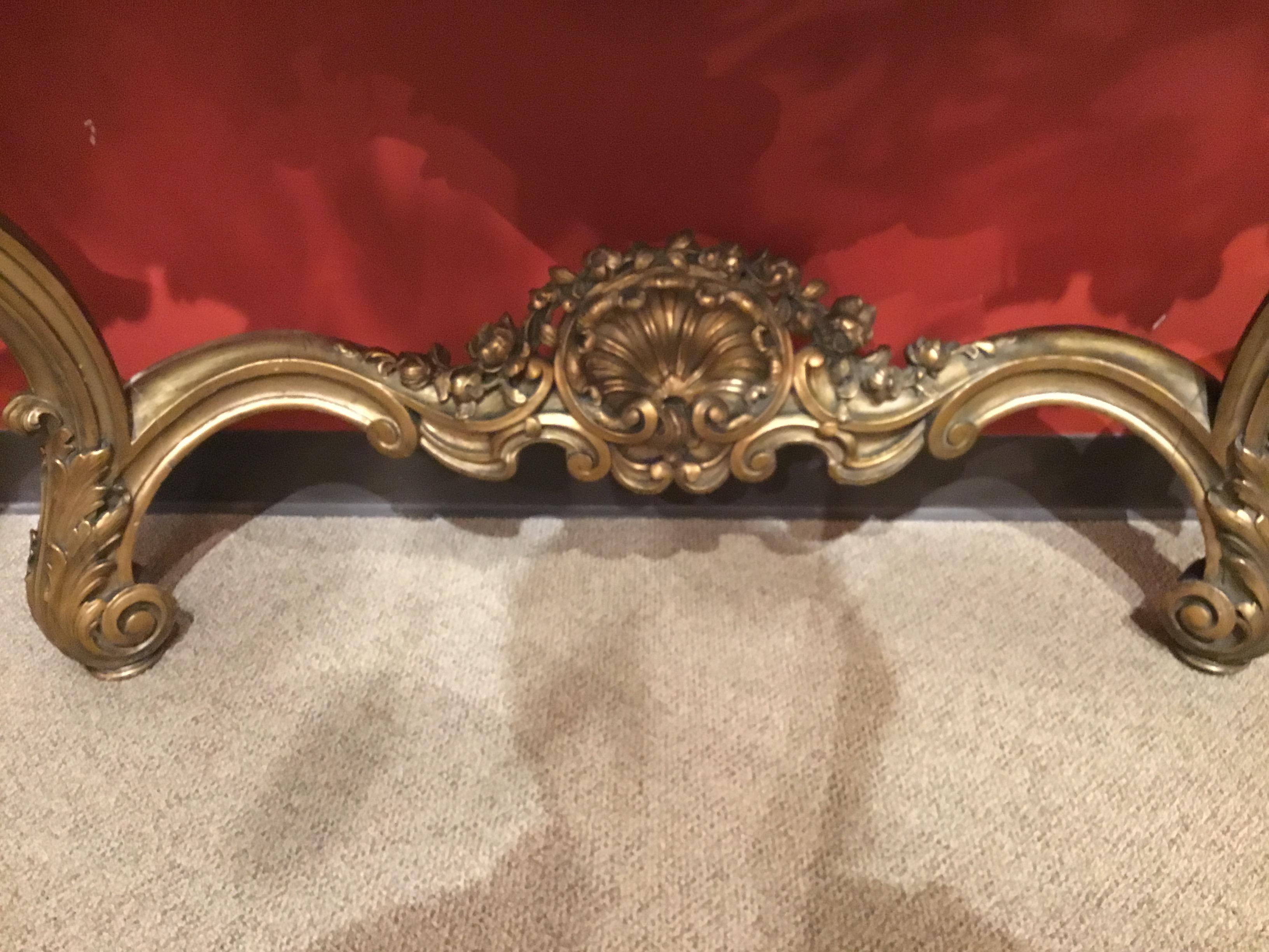 French Giltwood Console with Gray Marble, 19th Century Louis XV Style In Good Condition For Sale In Houston, TX