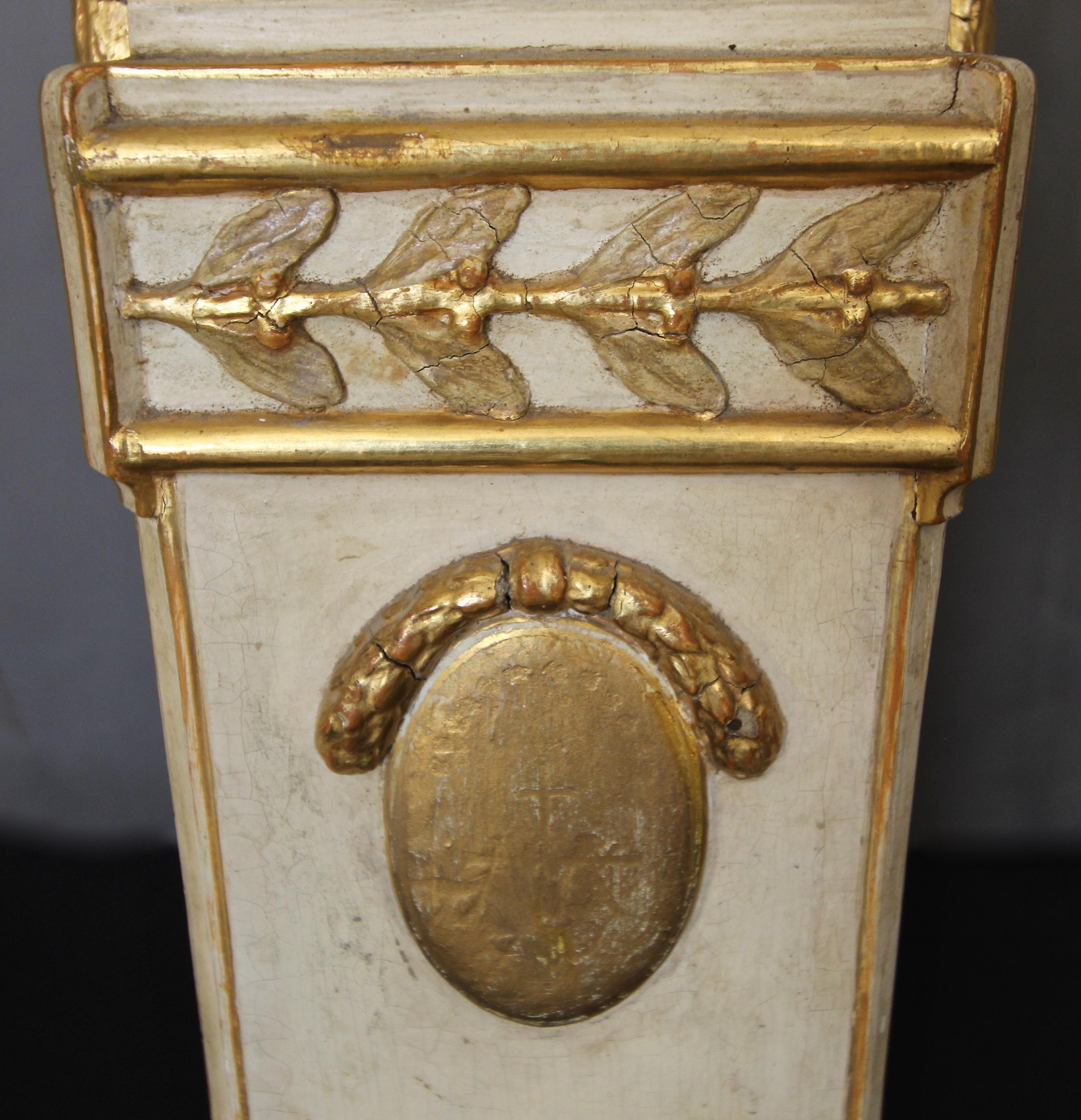 Lampada da tavolo con piedi a zampa di gallina in Wood Wood dorato in vendita 5