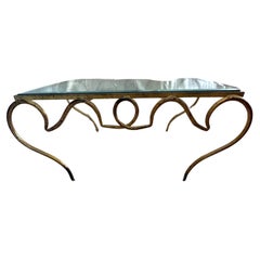 Table Cocktail en fer forgé doré par Rene His