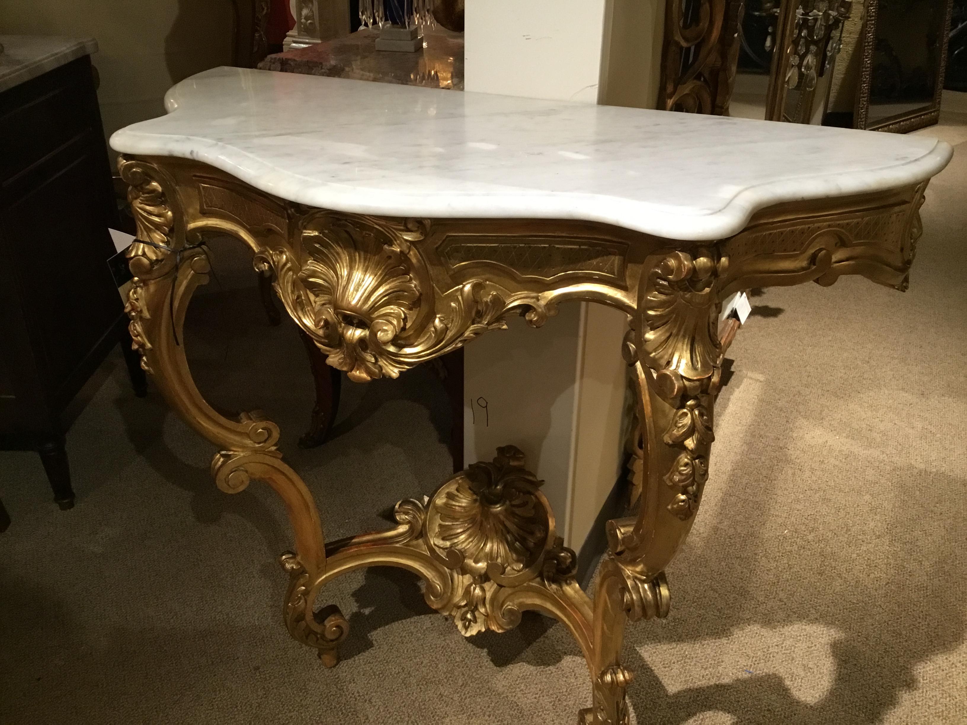 French Giltwood Console with White Marble Top Having Pale Gray Veining, Carved For Sale 3