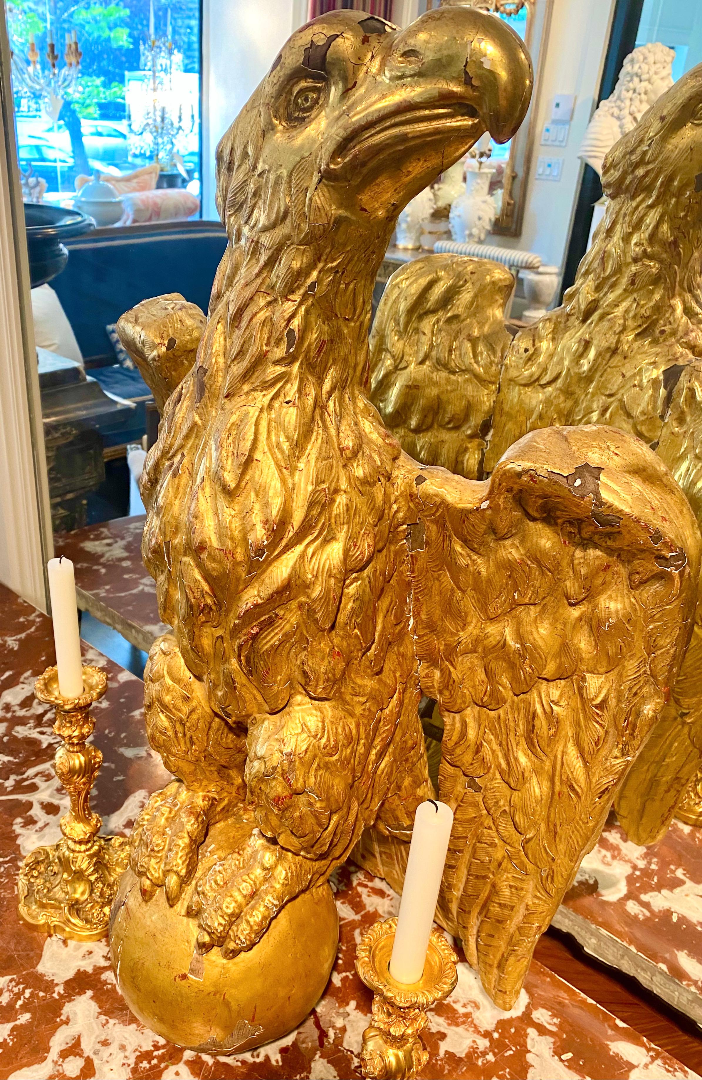 Französische Adler-Skulptur aus Giltwood im Angebot 9