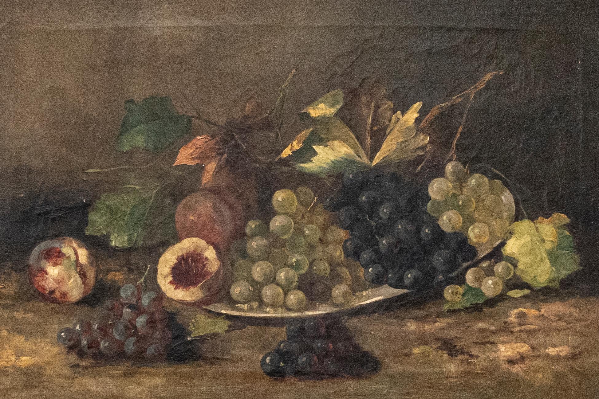 Huile sur toile du 19ème siècle encadrée de bois doré représentant des fruits en vente 1