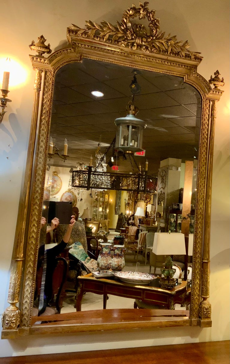 French Giltwood Louis XVI-Style Mirror, 19 Th Century For Sale 4