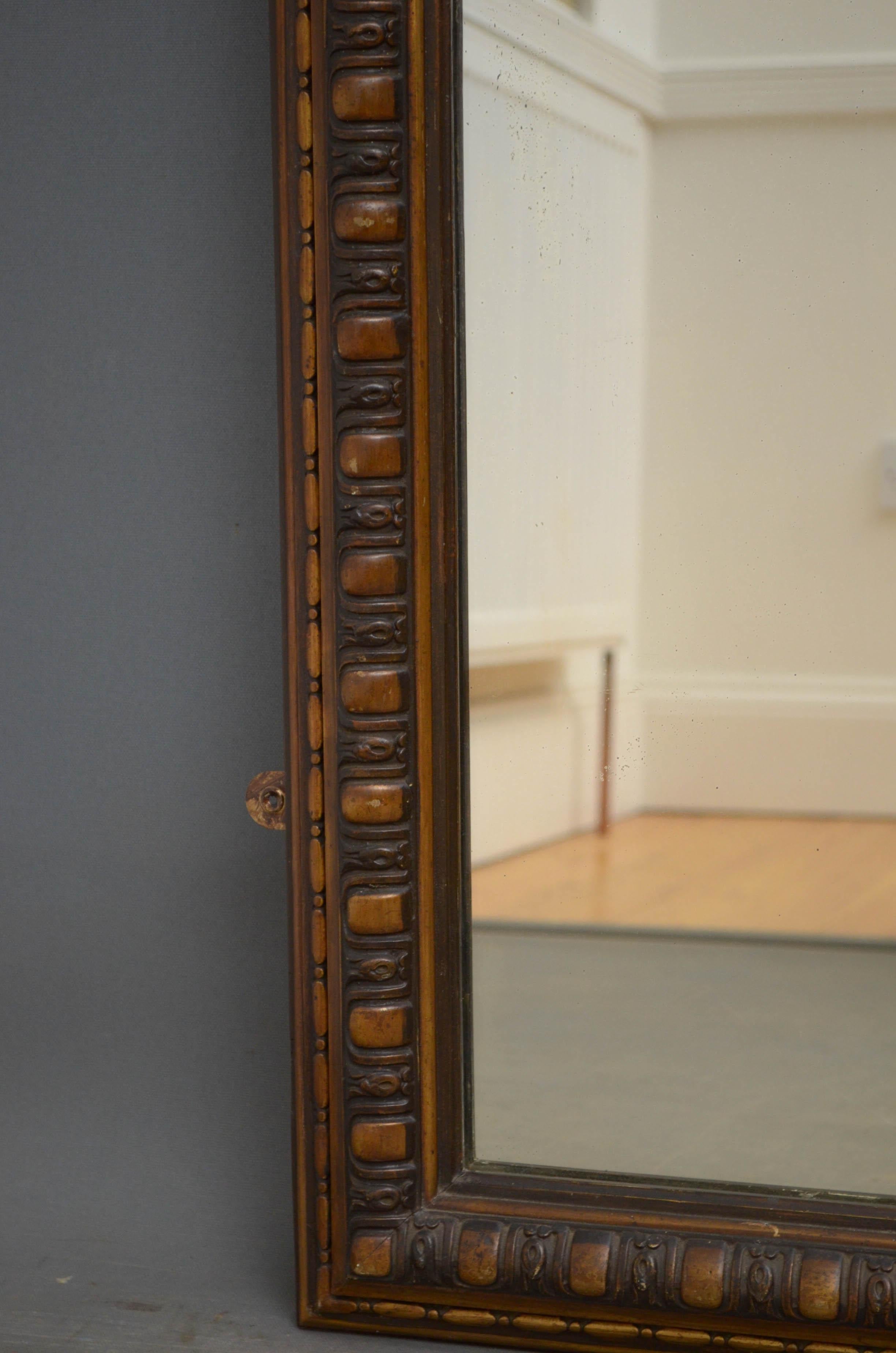 Vittoriano Specchio francese in legno dorato in vendita
