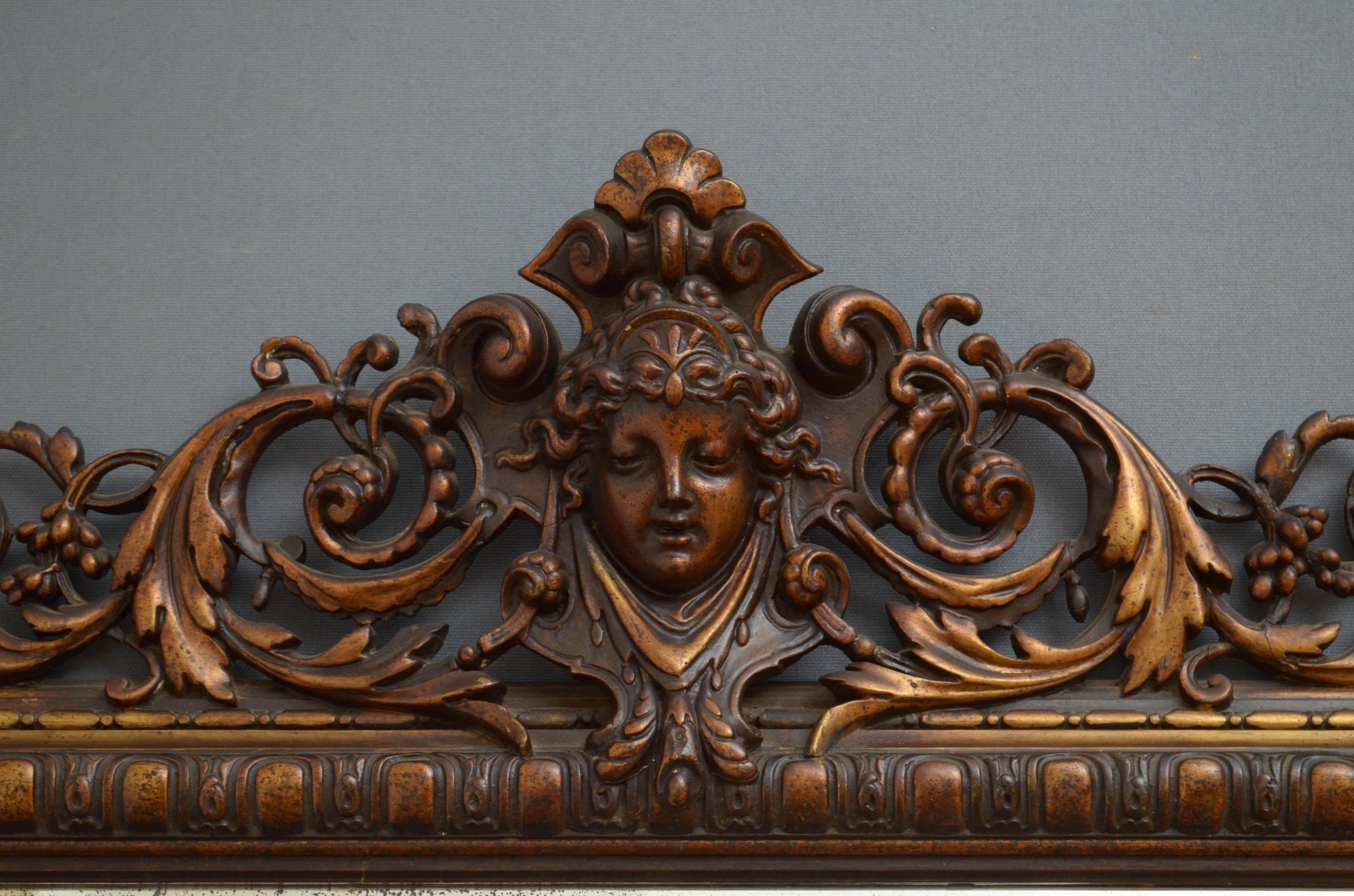 Fine XIX secolo Specchio francese in legno dorato in vendita