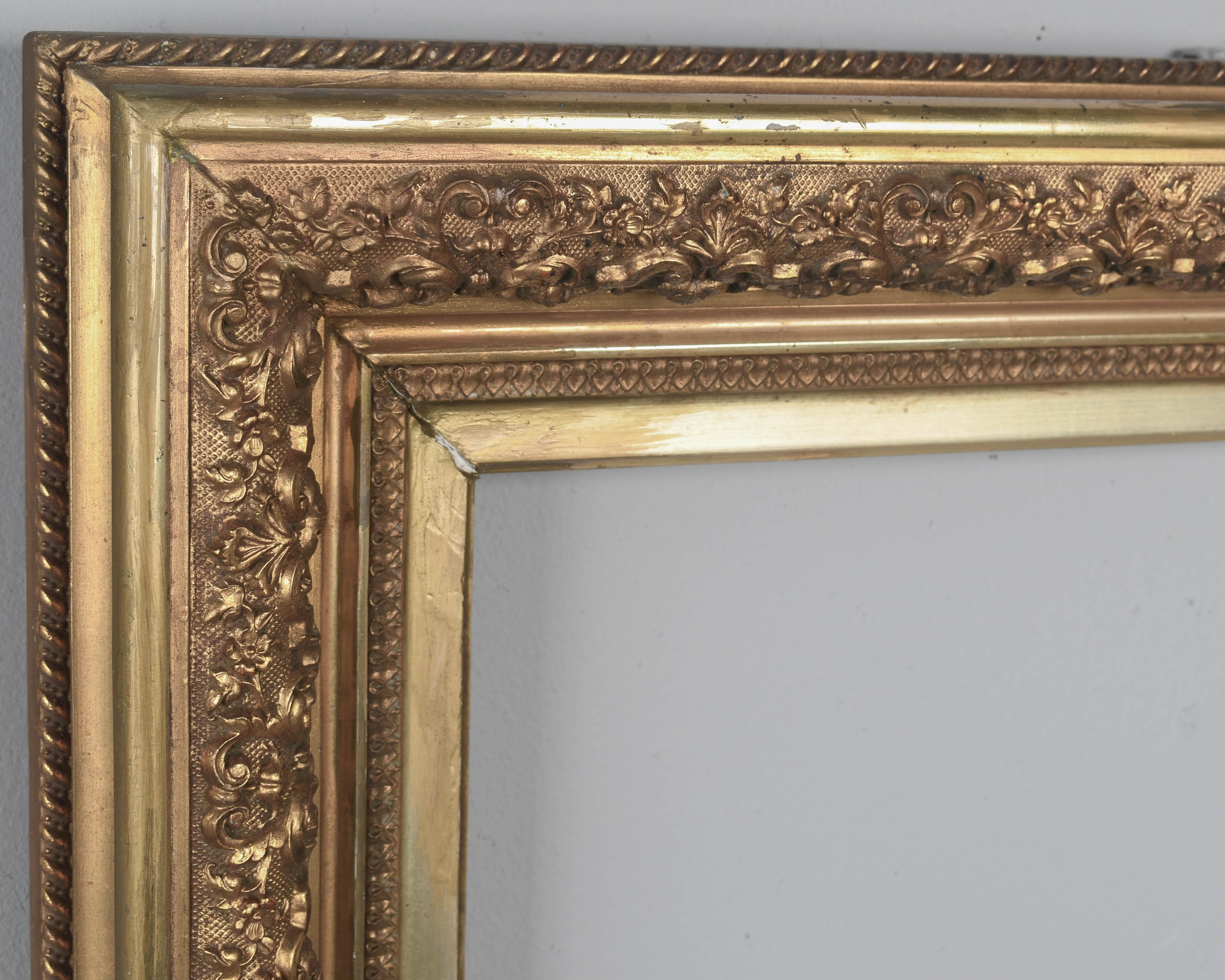 Marco de madera dorada francesa Francés en venta