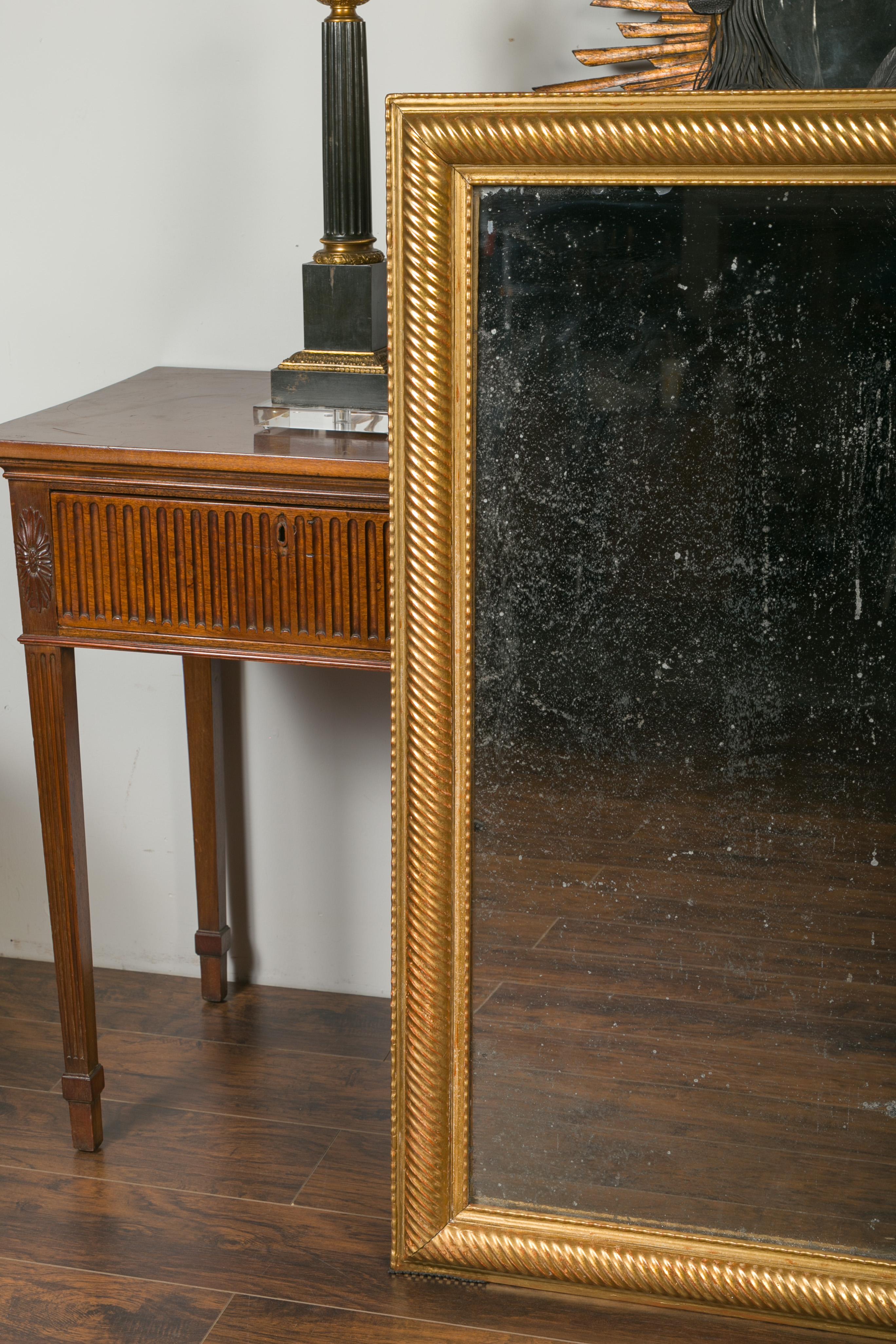 French Giltwood Rectangular Mirror with Twisted Motifs, circa 1900 For Sale 5