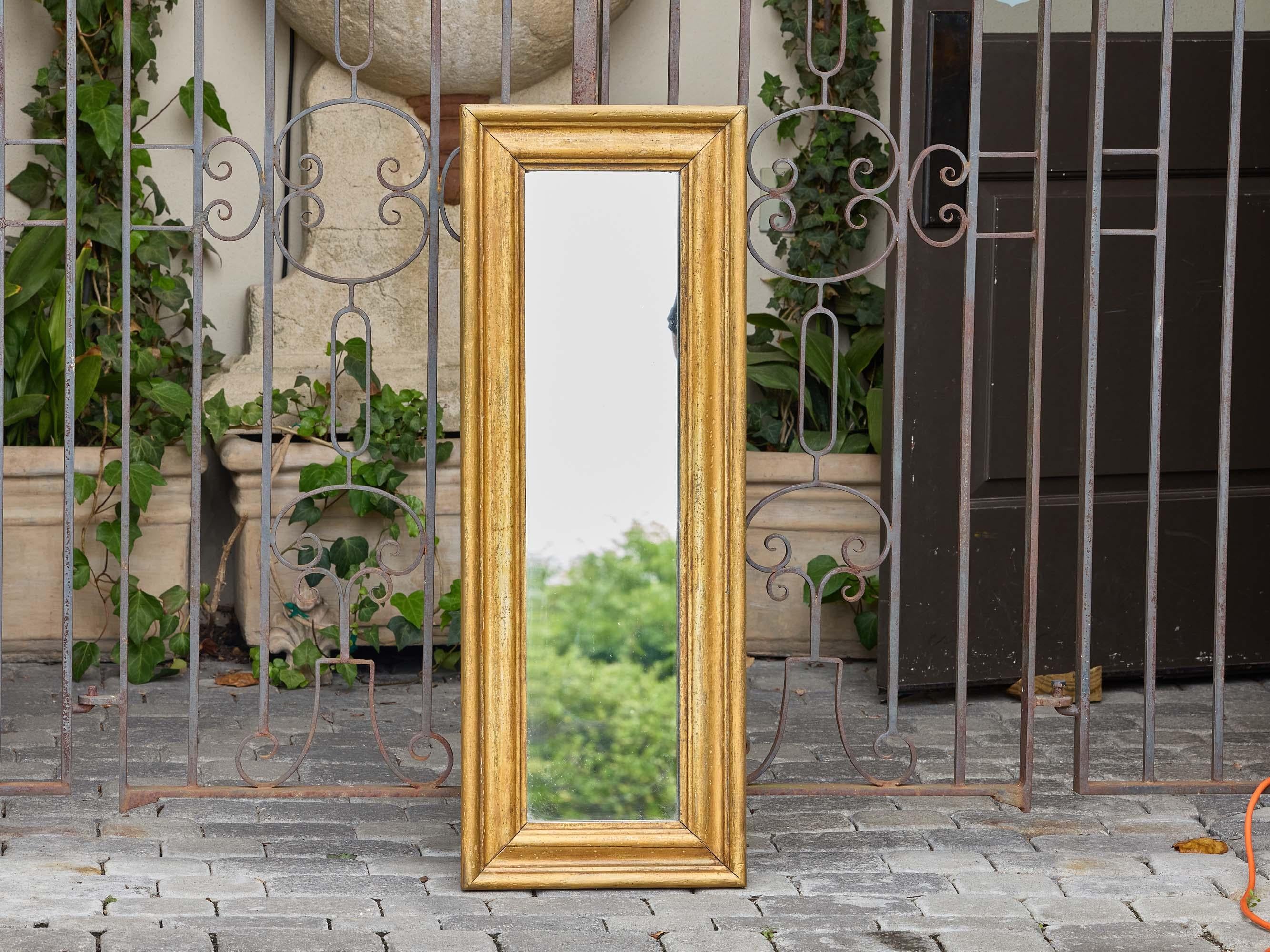 Miroir rectangulaire en bois doré, circa 1920 en vente 4