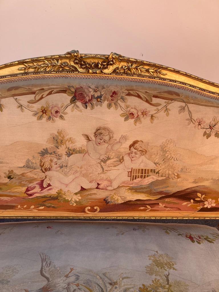 Hand-Crafted French Giltwood Settee with original aubusson tapestry For Sale