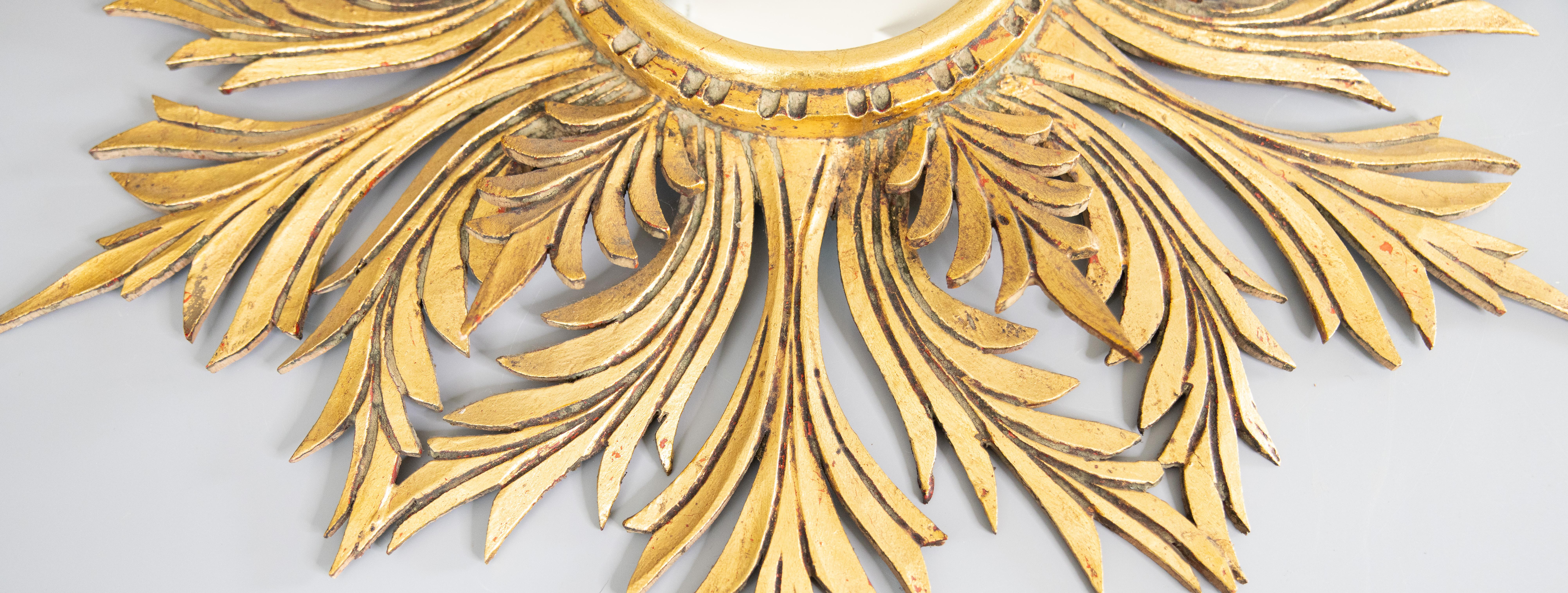 Large French Giltwood Sunburst Convex Mirror, 1950s In Good Condition For Sale In Pearland, TX