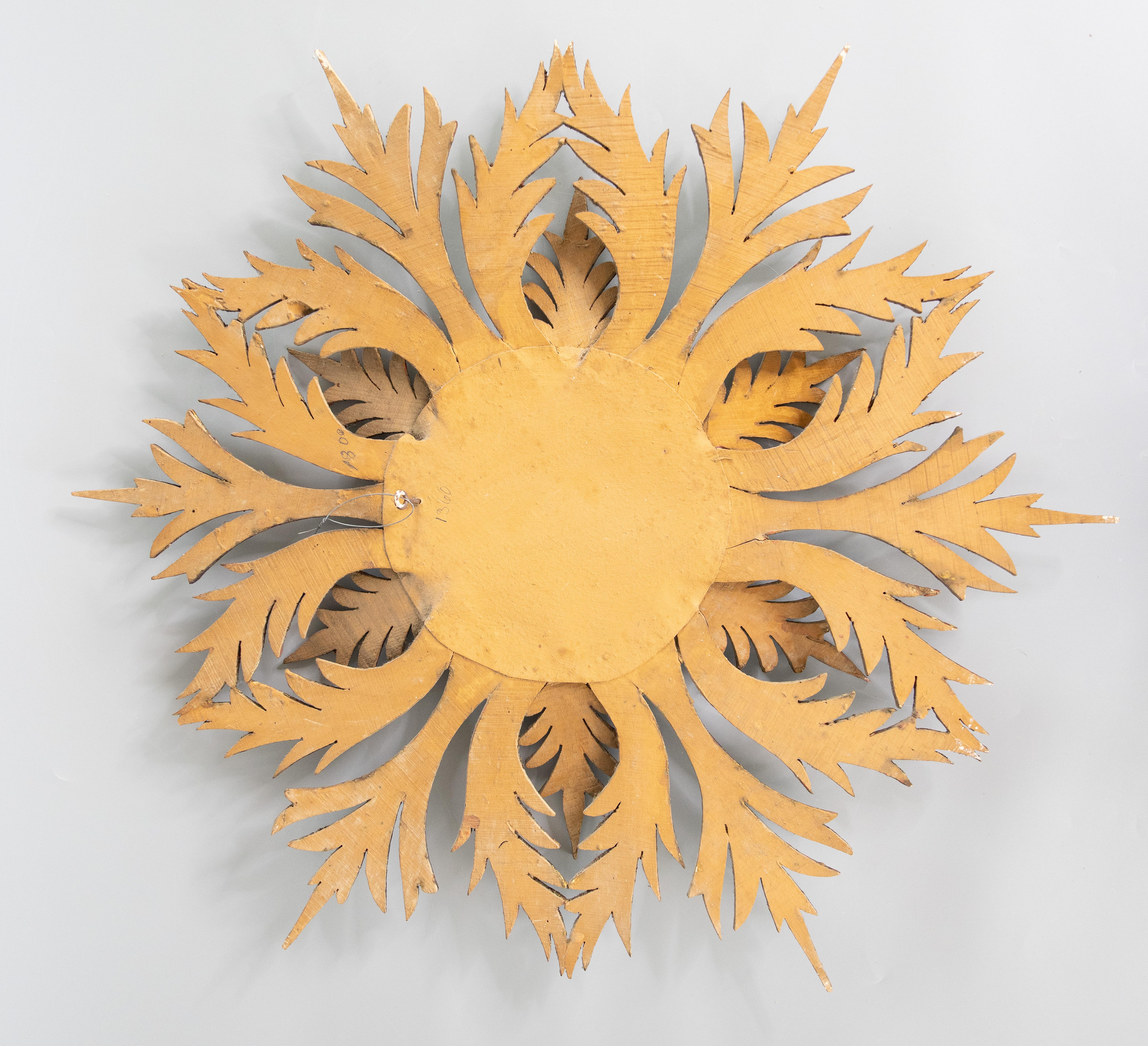 Large French Giltwood Sunburst Convex Mirror, 1950s For Sale 1
