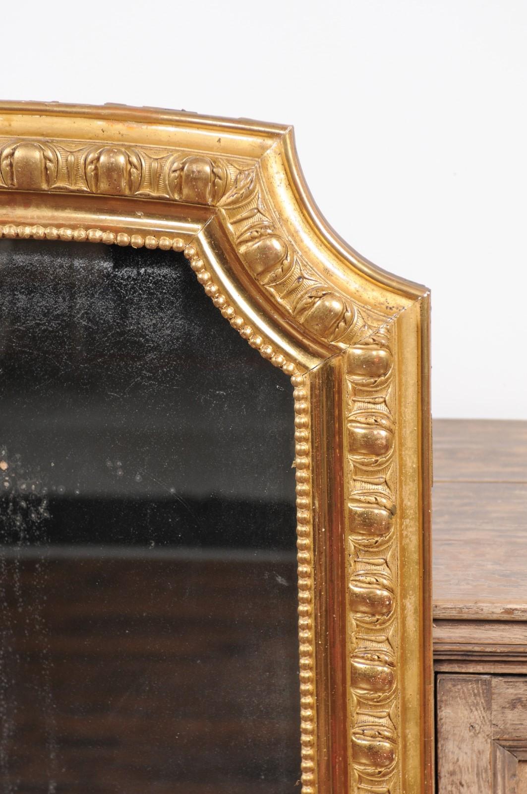 French Giltwood Wall Mirror with Carved Frame and Beaded Motifs, circa 1900 6