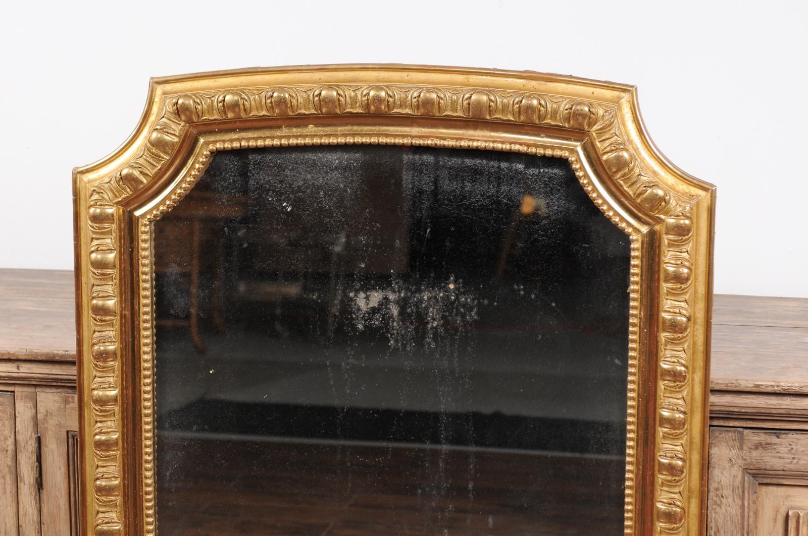 French Giltwood Wall Mirror with Carved Frame and Beaded Motifs, circa 1900 5