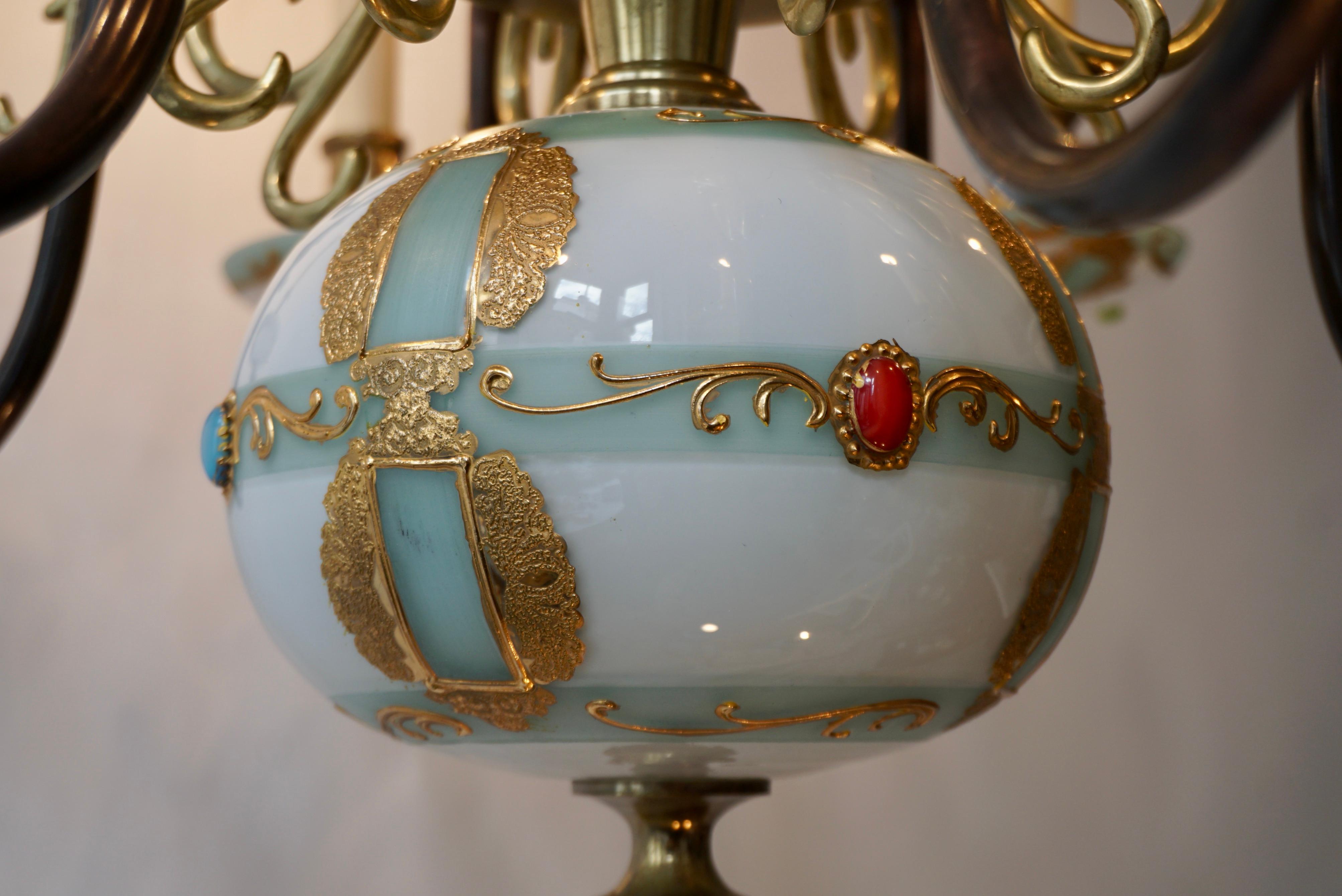 Lampadario francese in vetro e bronzo a 8 bracci Hollywood Regency in vendita 2