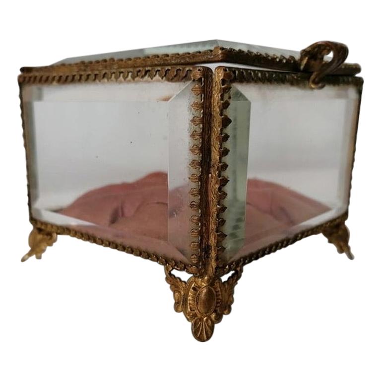 Französische Hochzeitsschatulle aus Glas und Ormolu, um 1860 im Angebot