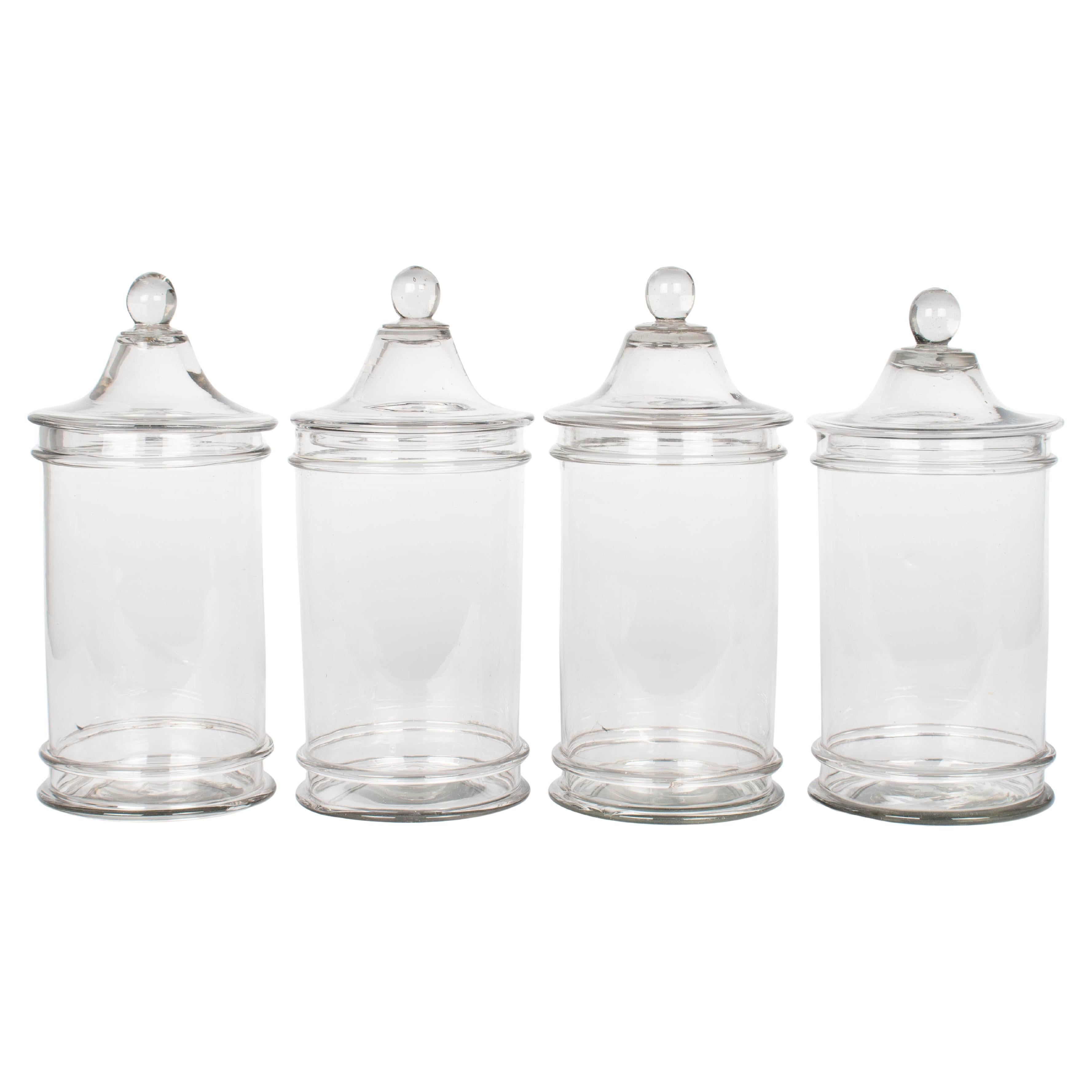 Französische Glas-Apothekengläser oder Kanister
