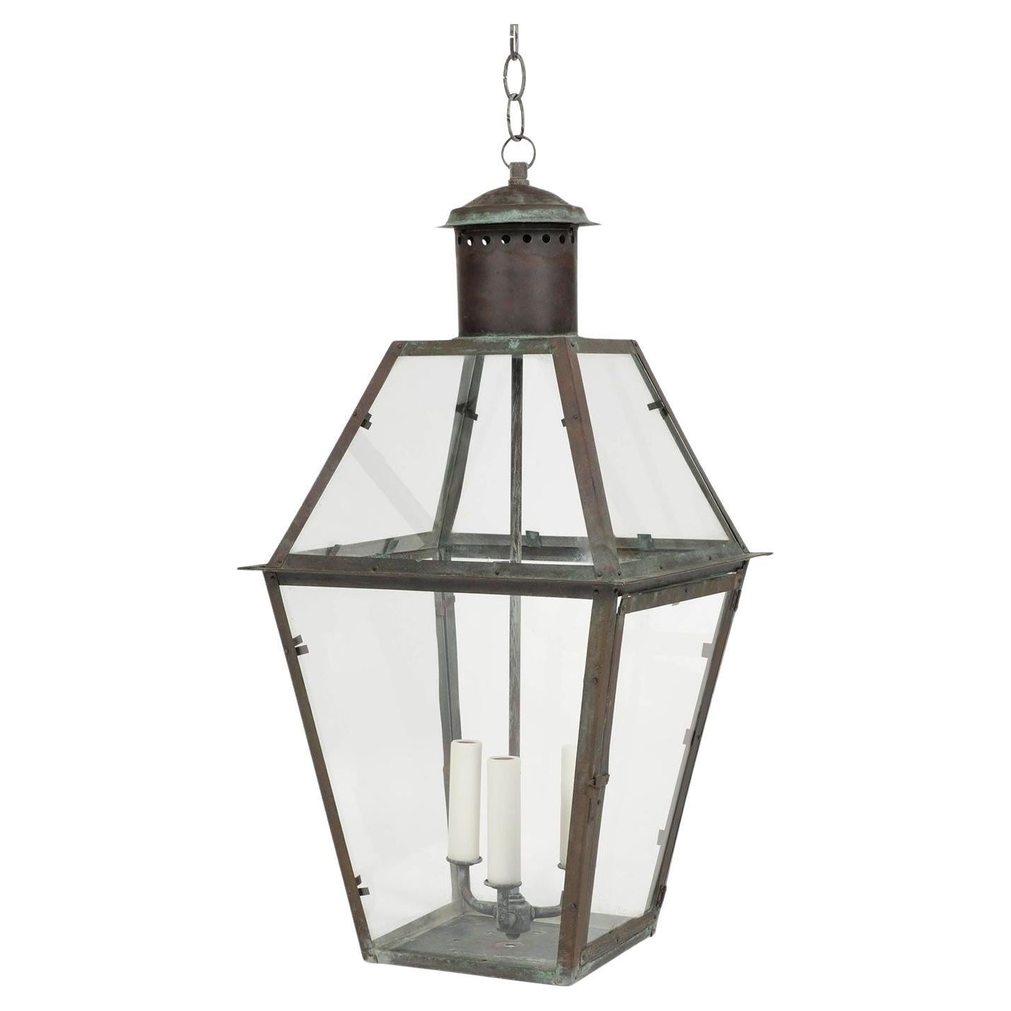 Lanterne française à panneaux de verre vert vert et cuivre