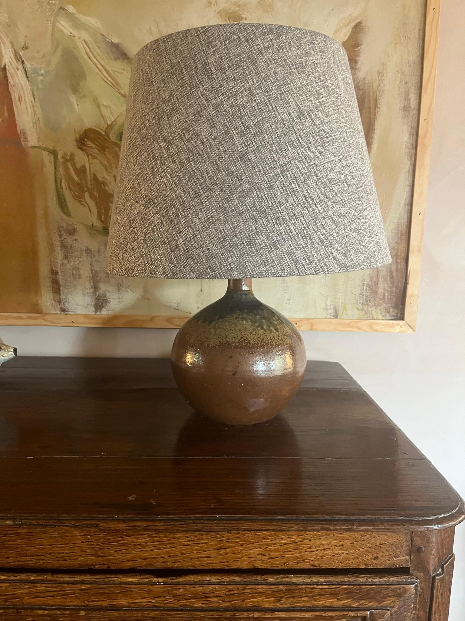 Mid-Century Modern French glazed ceramic lamp For Sale
