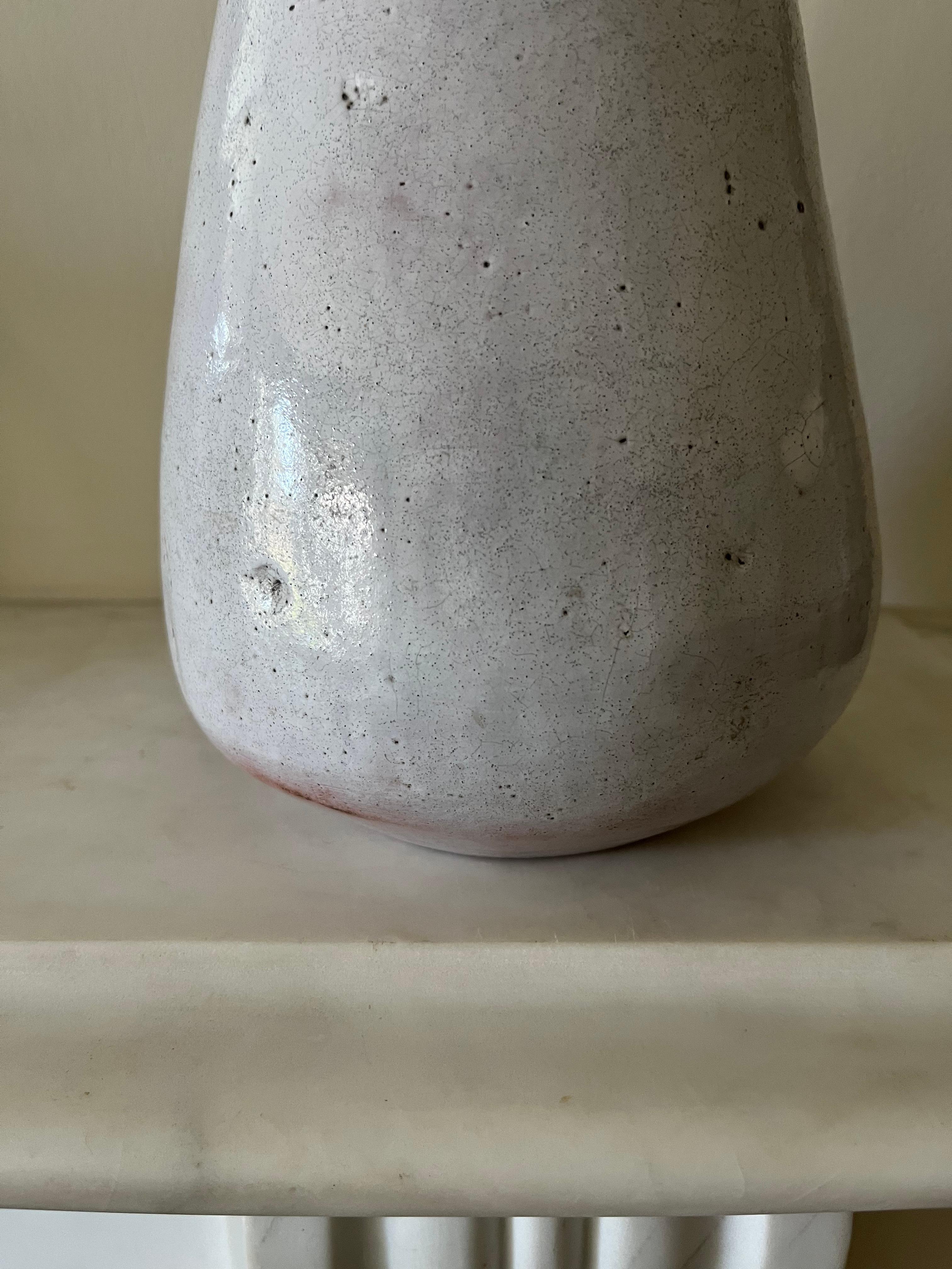 Vase en céramique émaillée française signé EG 1955 en vente 2