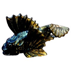 Sculpture de poisson en terre cuite émaillée française