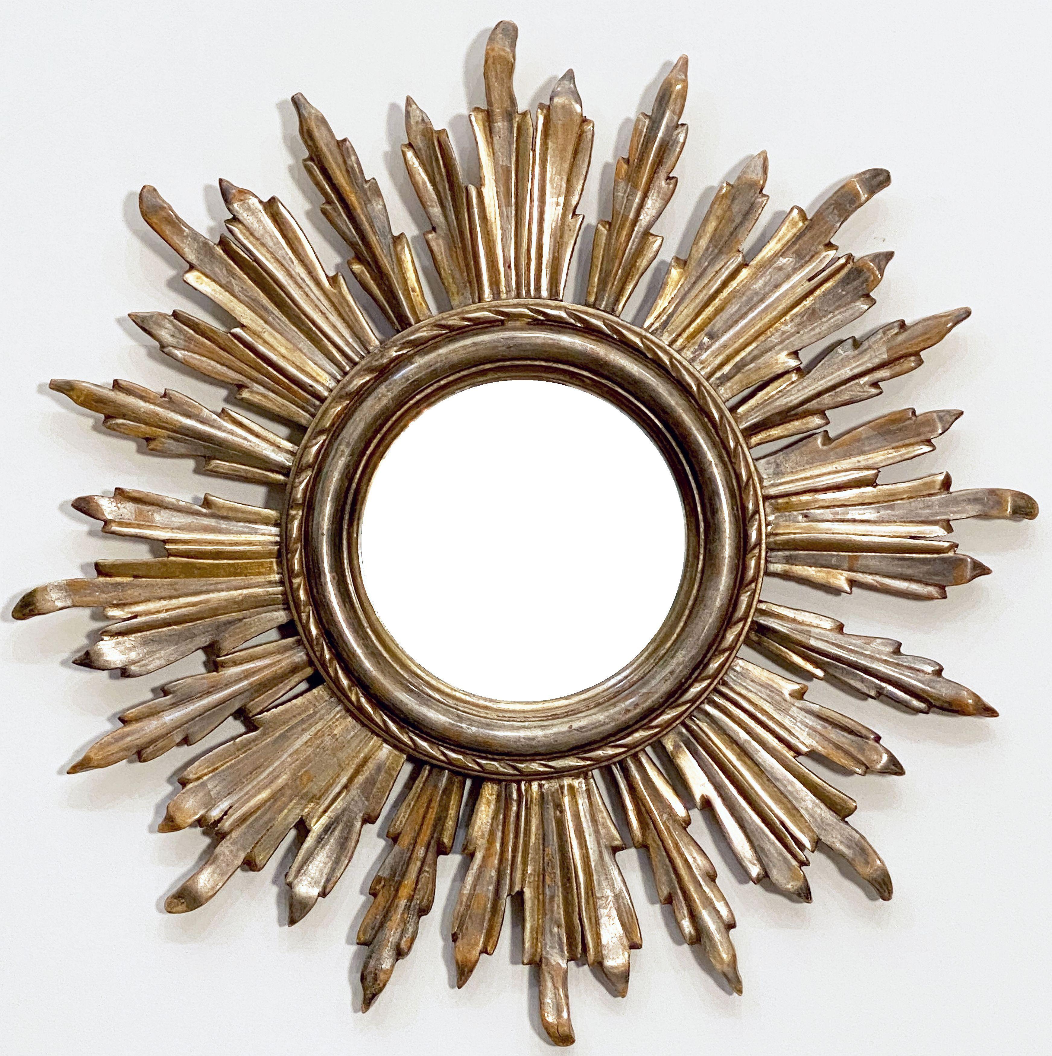 French Gold and Silver Gilt Starburst or Sunburst Mirror (Diameter 21) For Sale 5