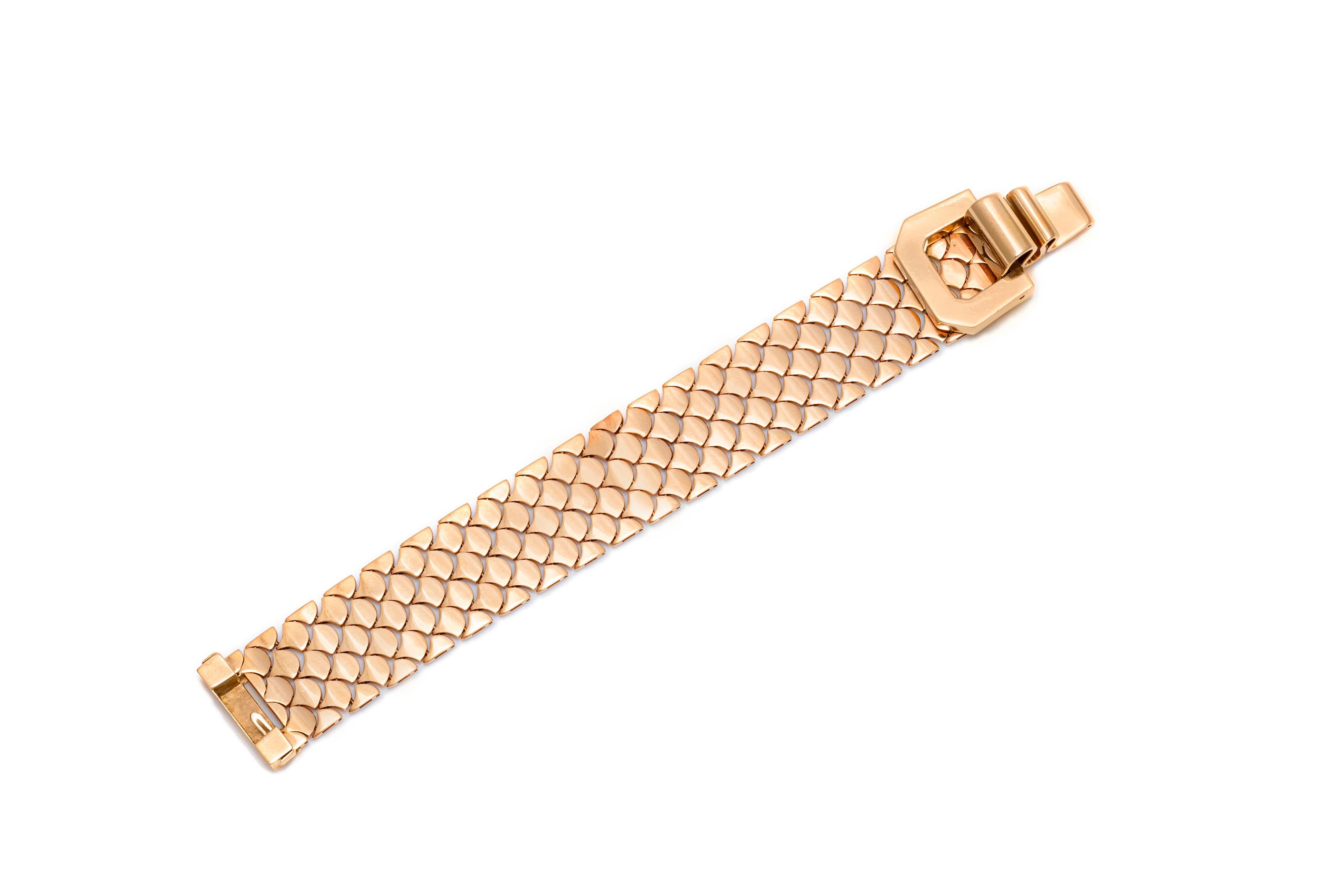 French Gold Bracelet In Good Condition For Sale In New York, NY