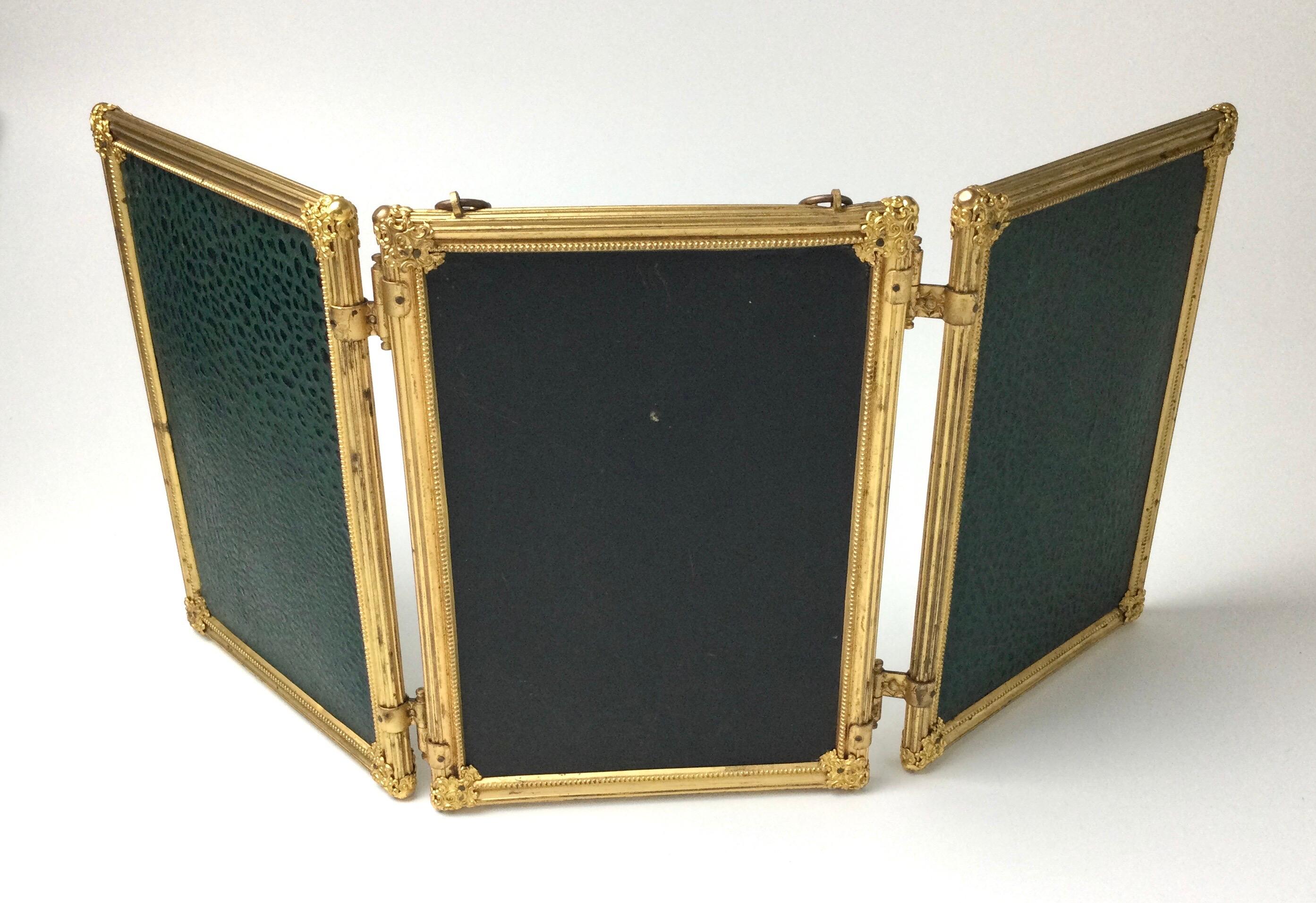 French Gold Gilded Tri Fold Travel Dresser Mirror In Good Condition In Lambertville, NJ