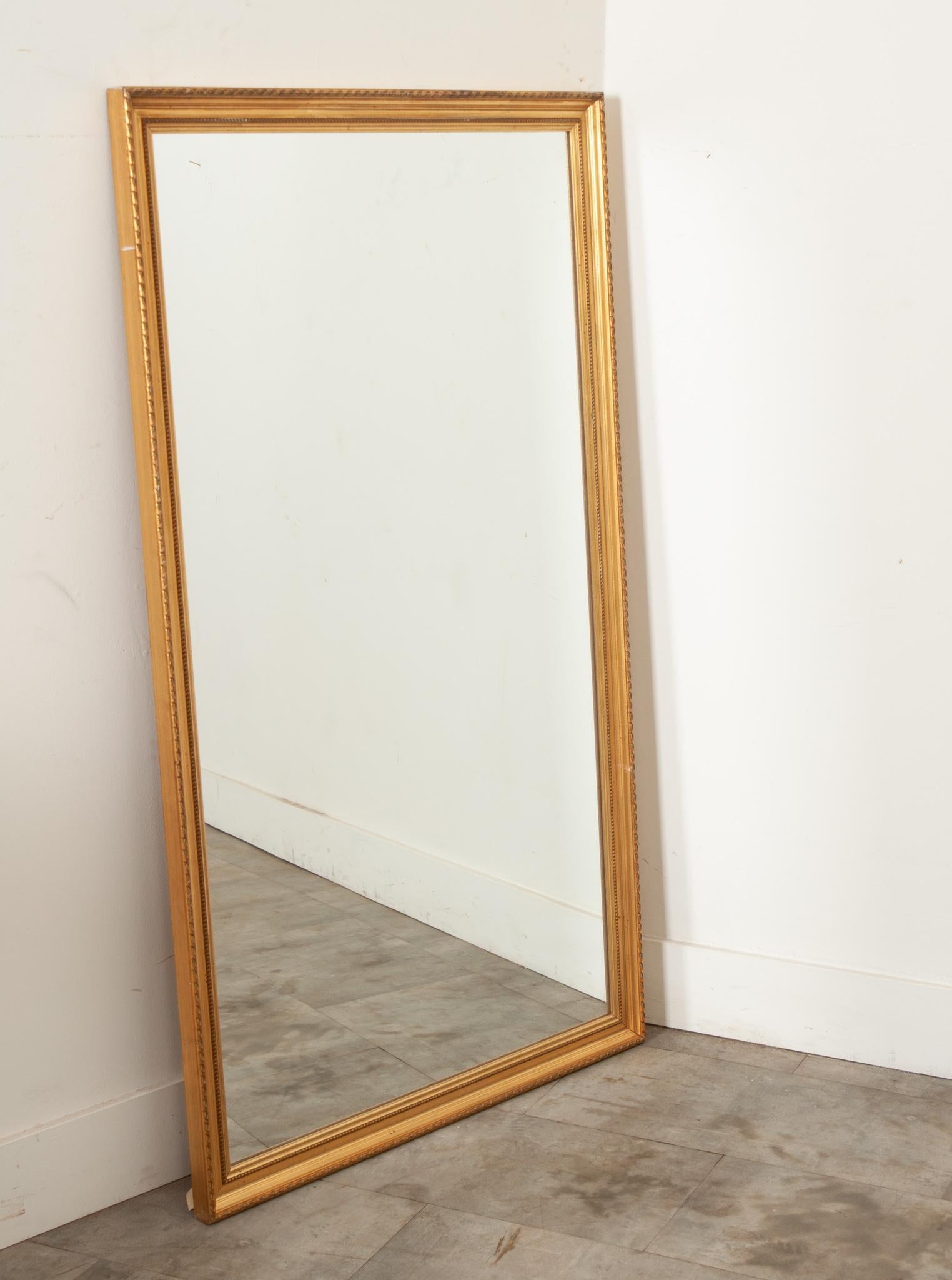 Doré Miroir symétrique français doré en vente