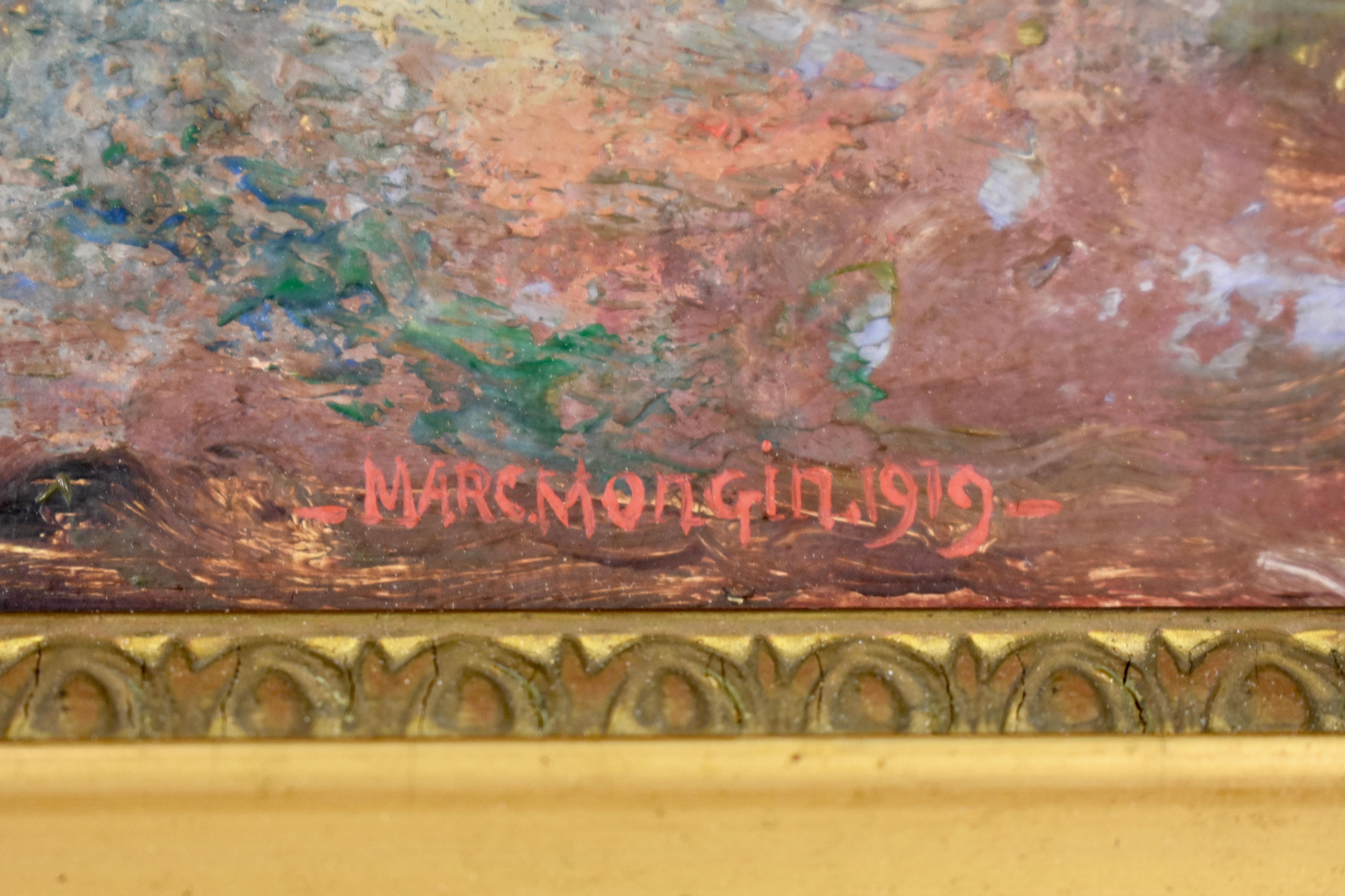 Trouvée en France, une peinture de paysage à l'huile sur lin, montée dans un large cadre en bois à feuilles d'or, signée et datée de 1919.

Peinte par l'artiste français Marc Mongin, la scène est typique des petites fermes de la région provençale